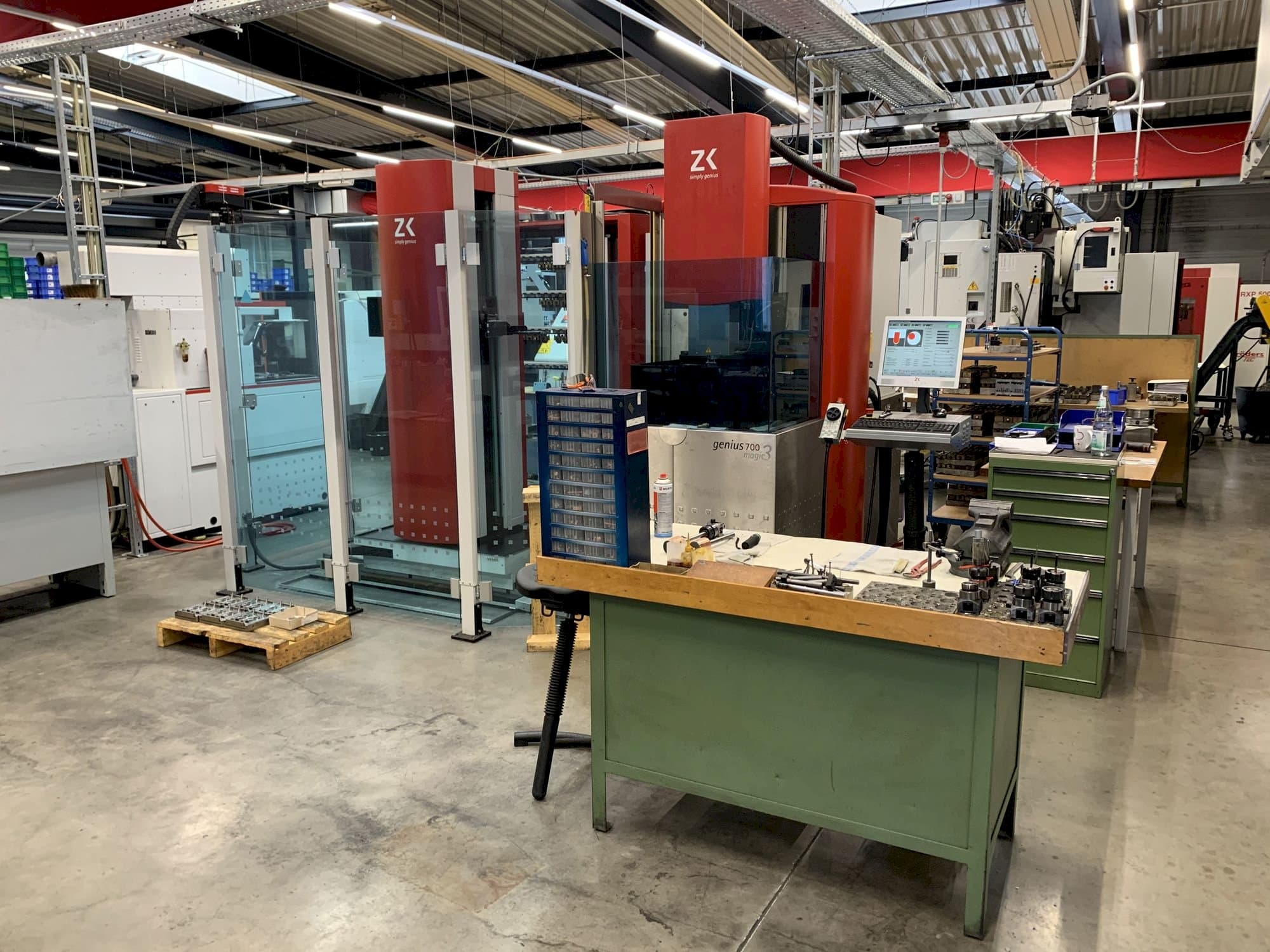 Masina ZK genius 700 eestvaade