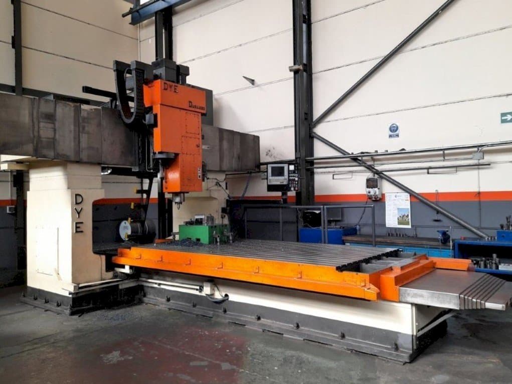 Masina DYE FB-3600 eestvaade