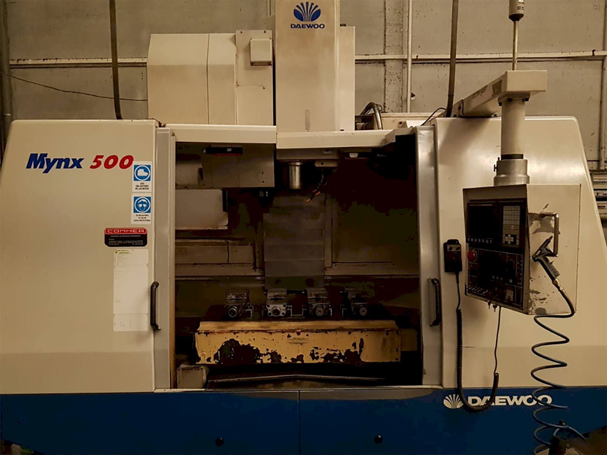 Masina DAEWOO MYNX 500 eestvaade