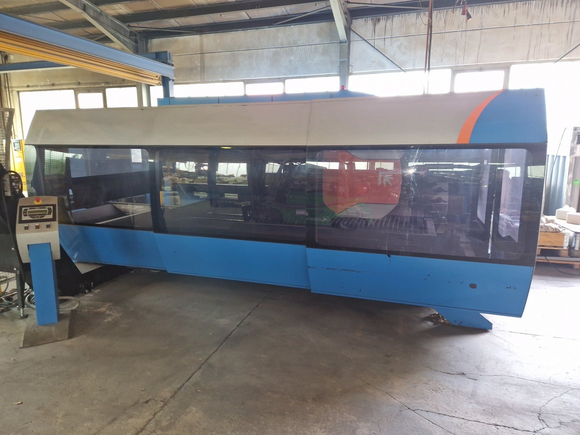 Masina Prima Power CP 4000 Zaphiro eestvaade