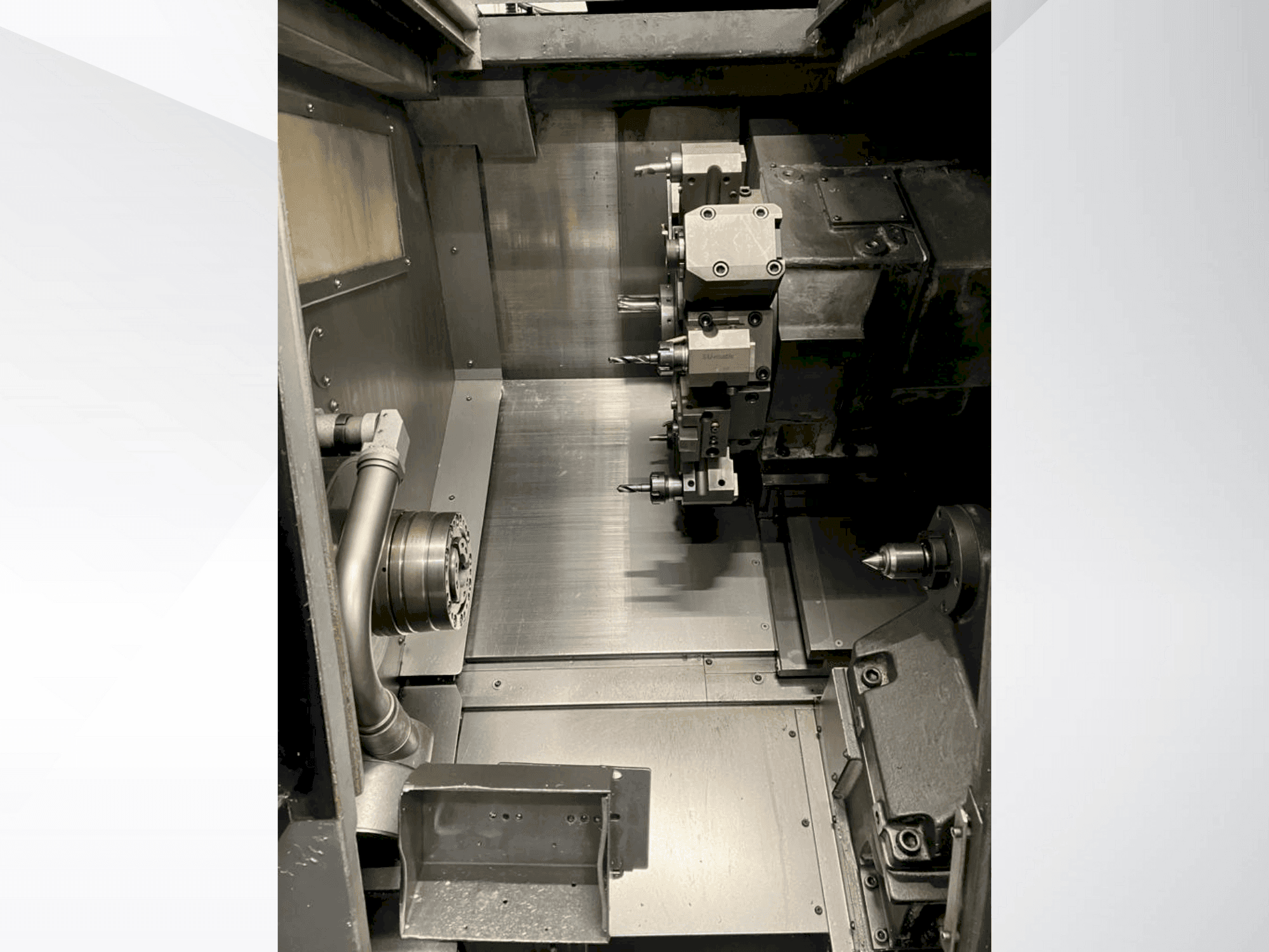 Masina Okuma LB2000EXII MC eestvaade