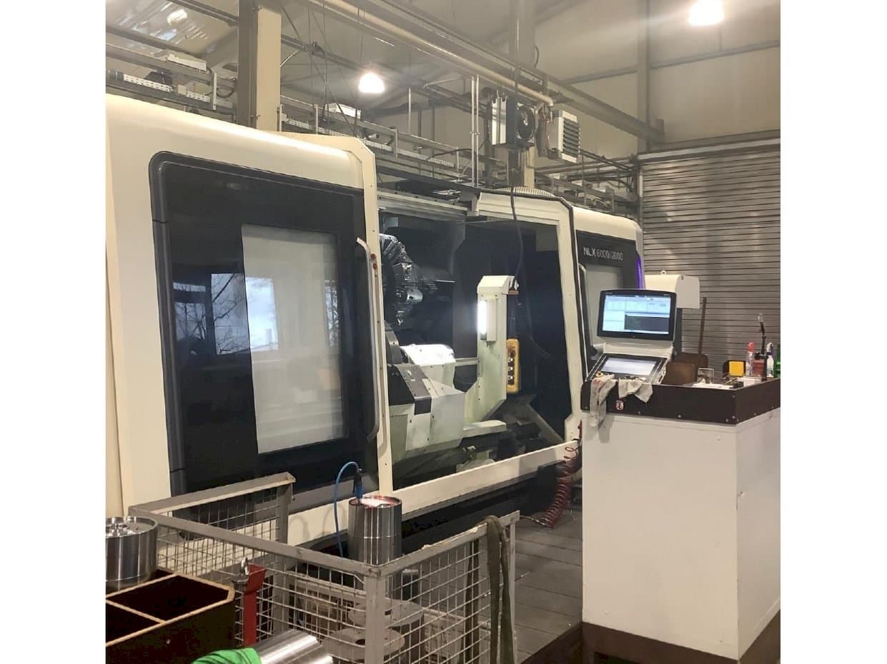Masina DMG MORI NLX 6000 | 2000 eestvaade