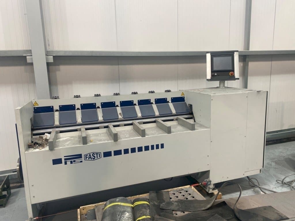 Masina Schröder Fasti Model 145 eestvaade