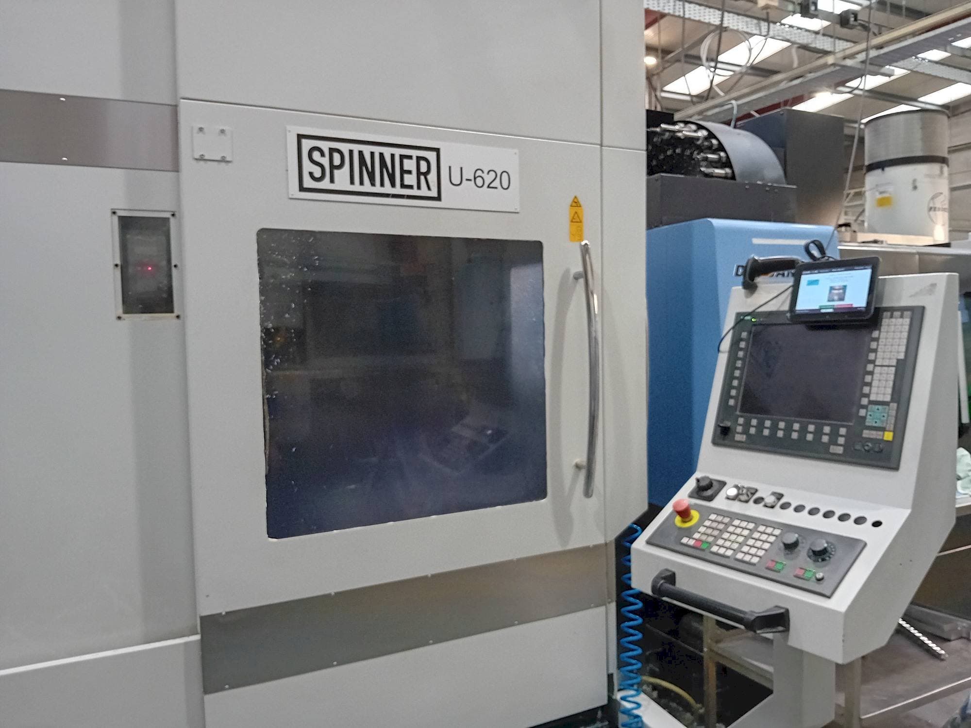 Masina SPINNER U5-620 eestvaade