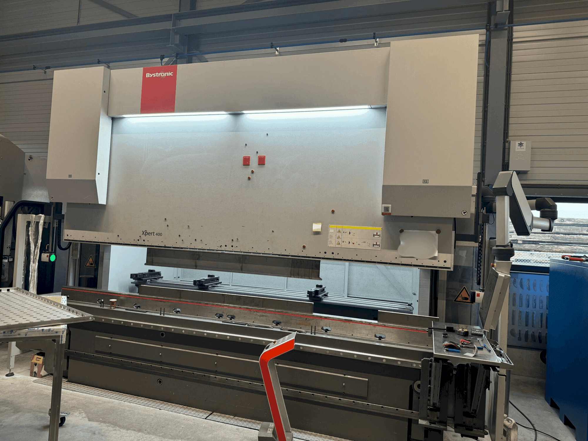 Masina Bystronic Xpert 400/4100   eestvaade