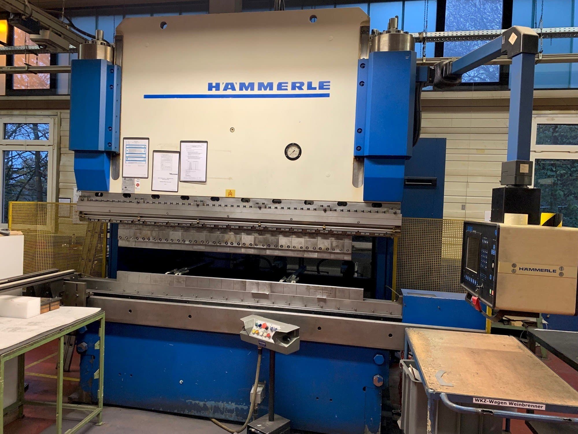 Masina HAMMERLE AP 200 2600 Serie 3 eestvaade