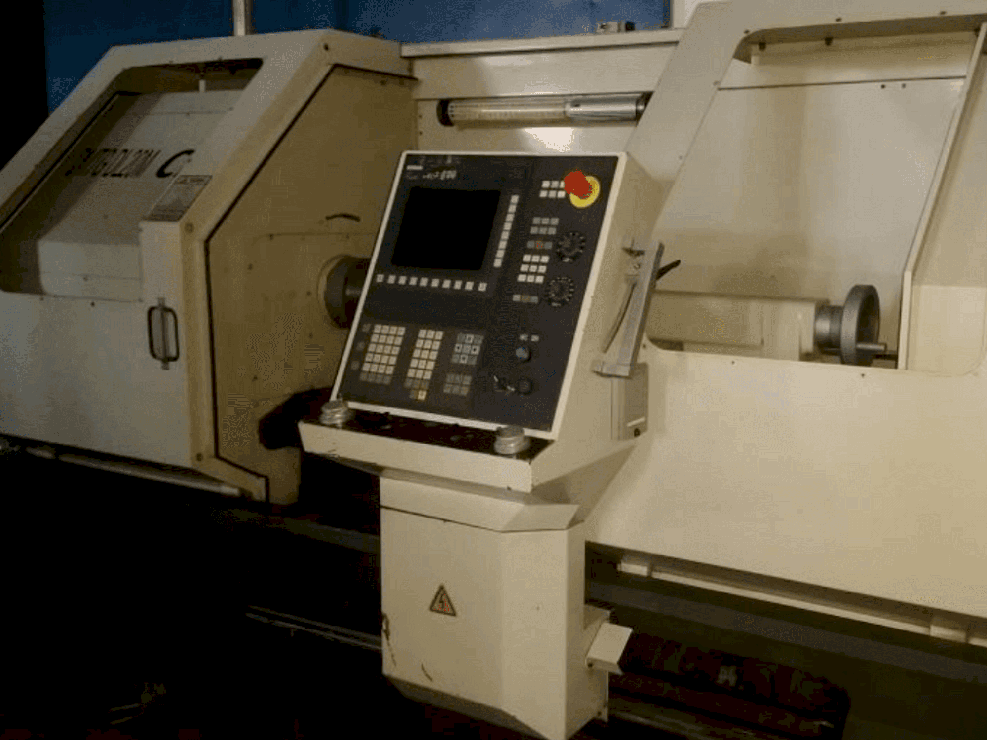 Masina Optimum L410 eestvaade