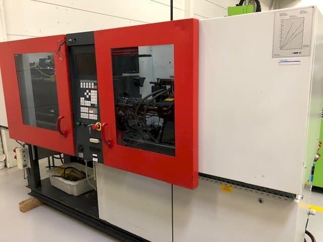 Masina FERROMATIK MILACRON K40 D-E vasaku külje vaade