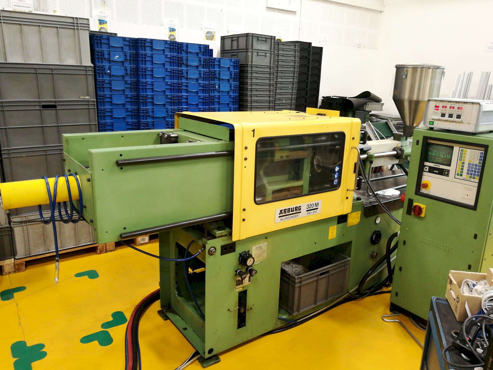 Masinavaade Arburg 320 M 850-210 vasakult