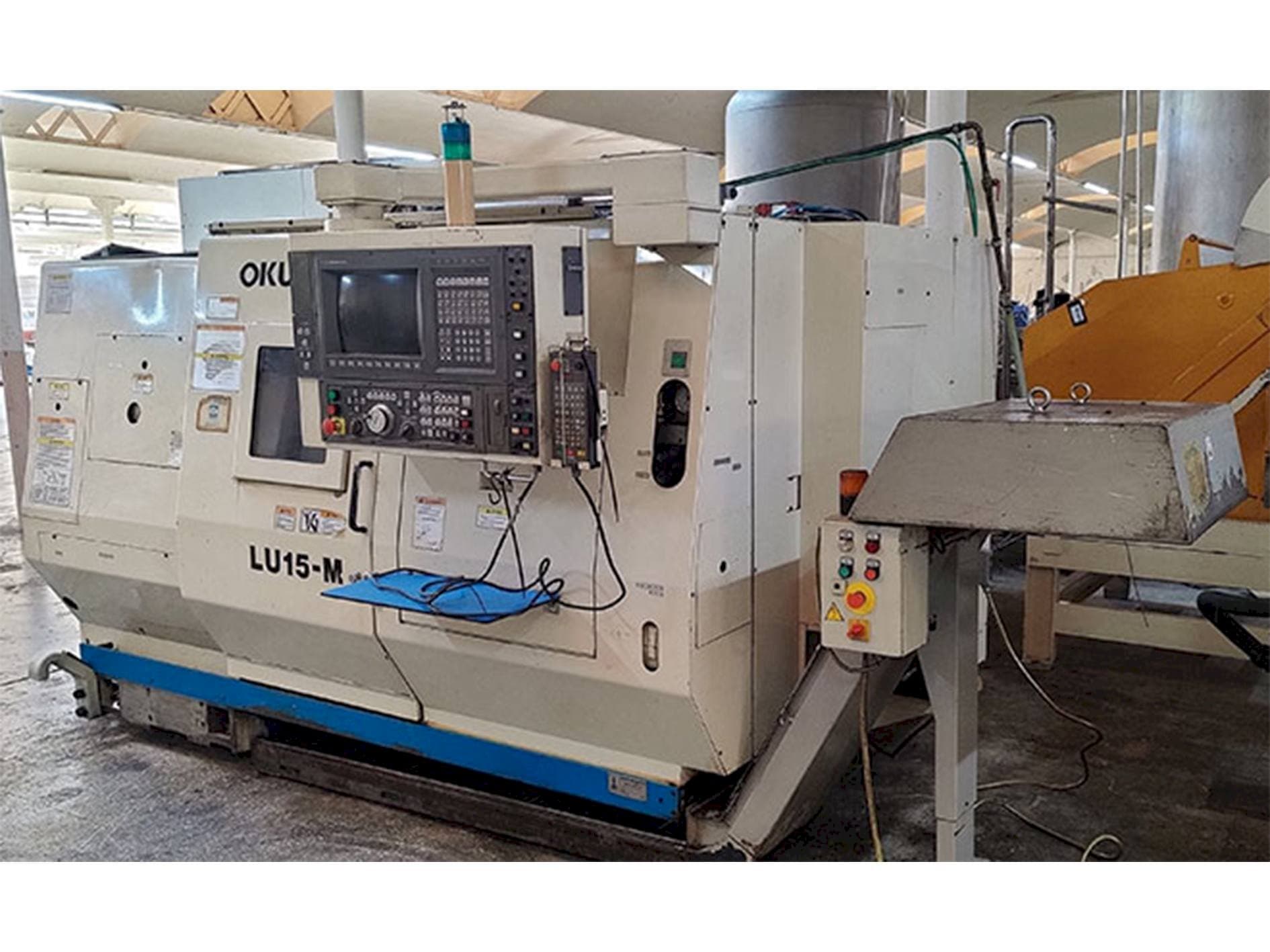 Masina Okuma LU-15M eestvaade