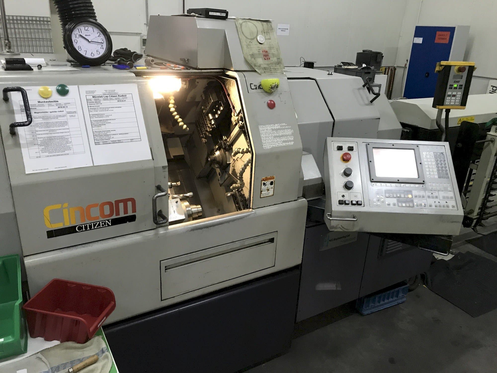 Masina Citizen Cincom L32 eestvaade