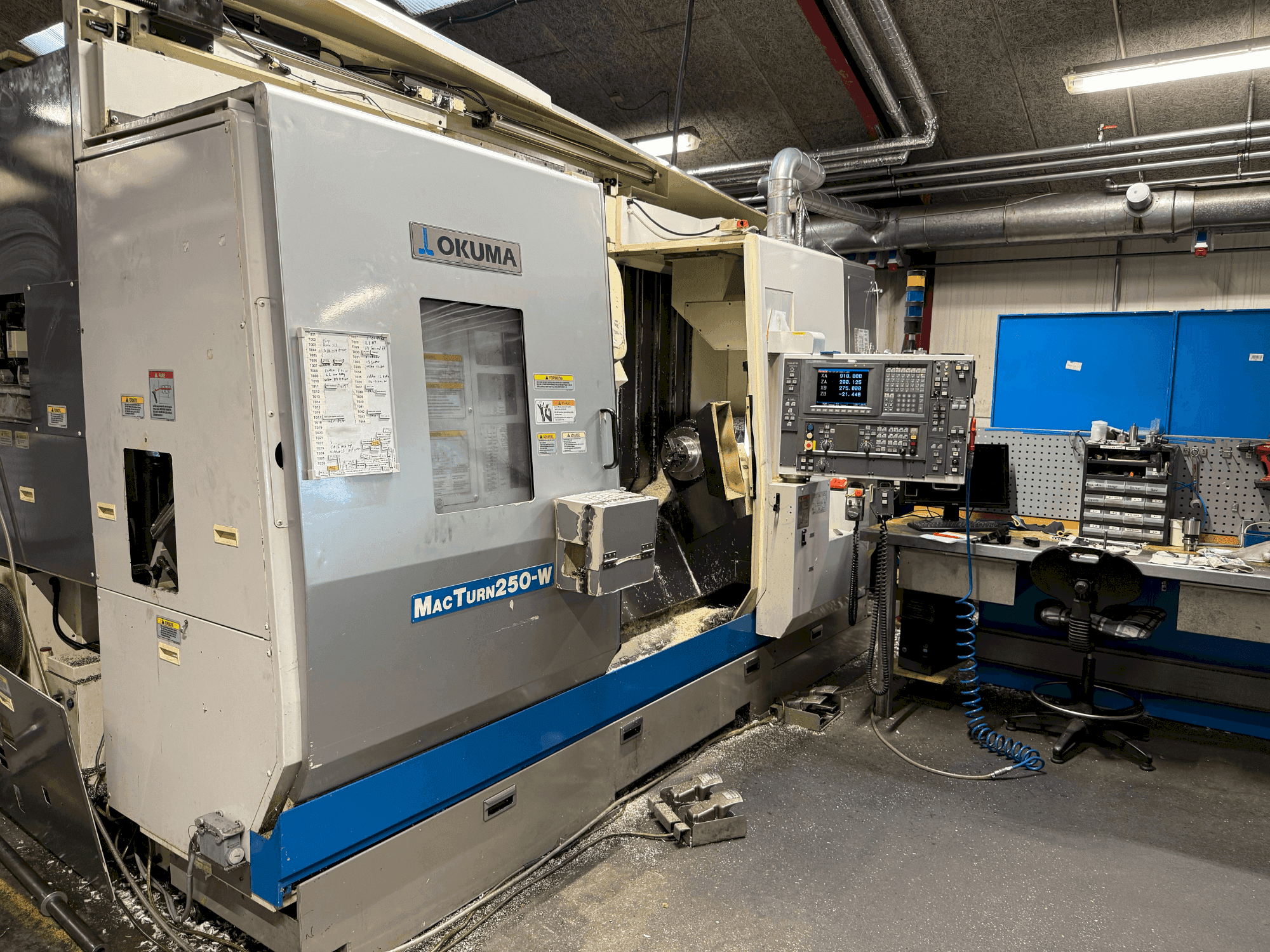 Masina Okuma MacTurn 250-W eestvaade