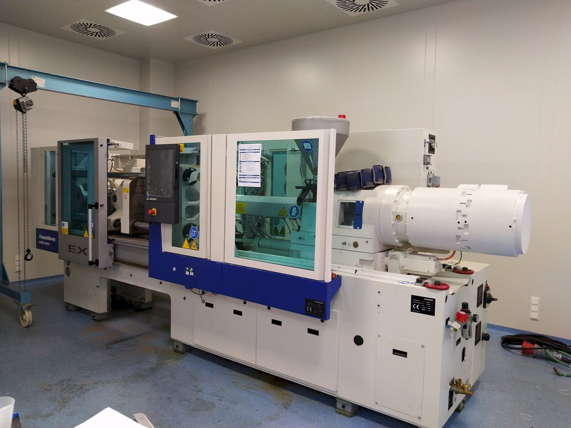 Masina Krauss Maffei 80-380 EX   eestvaade