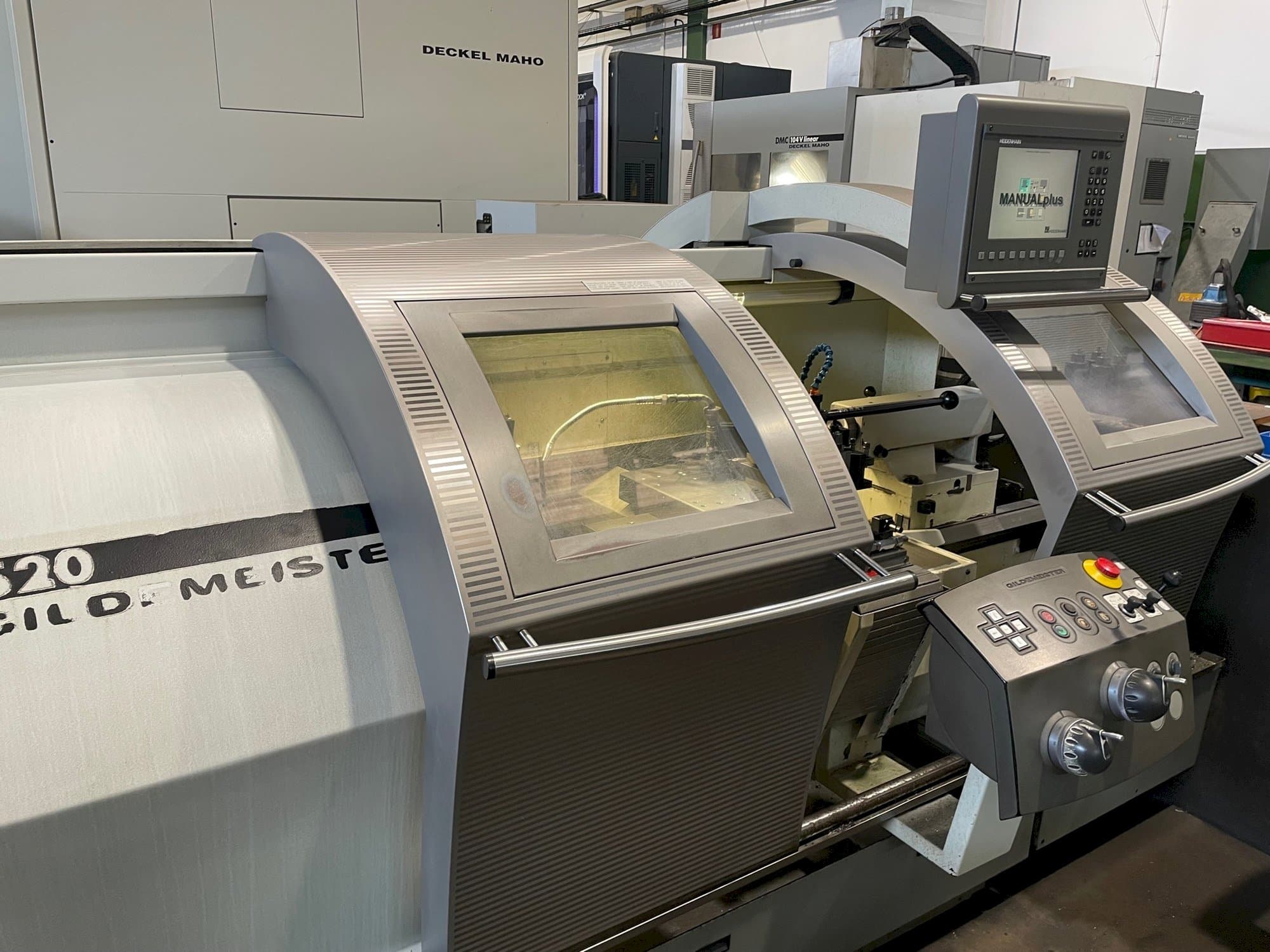 Masina Gildemeister NEF 520 eestvaade