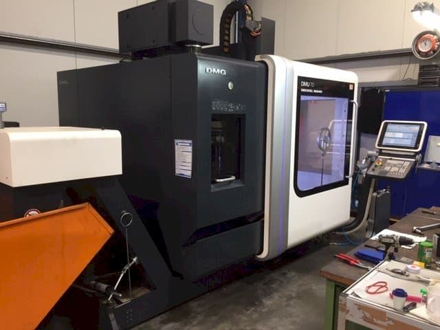 Masina DECKEL MAHO DMU 70 eestvaade