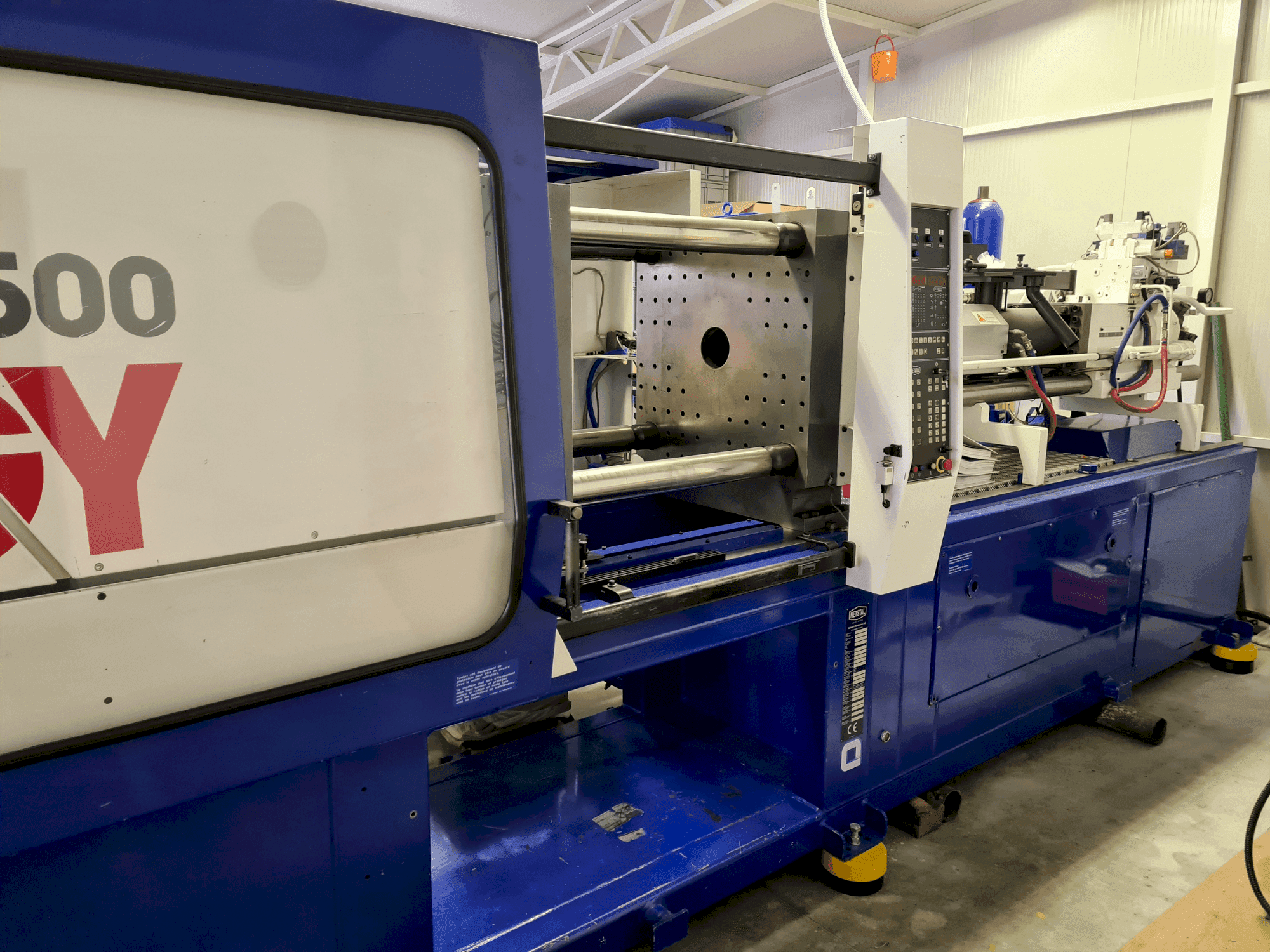 Masina Netstal SYNERGY 1500-600 eestvaade