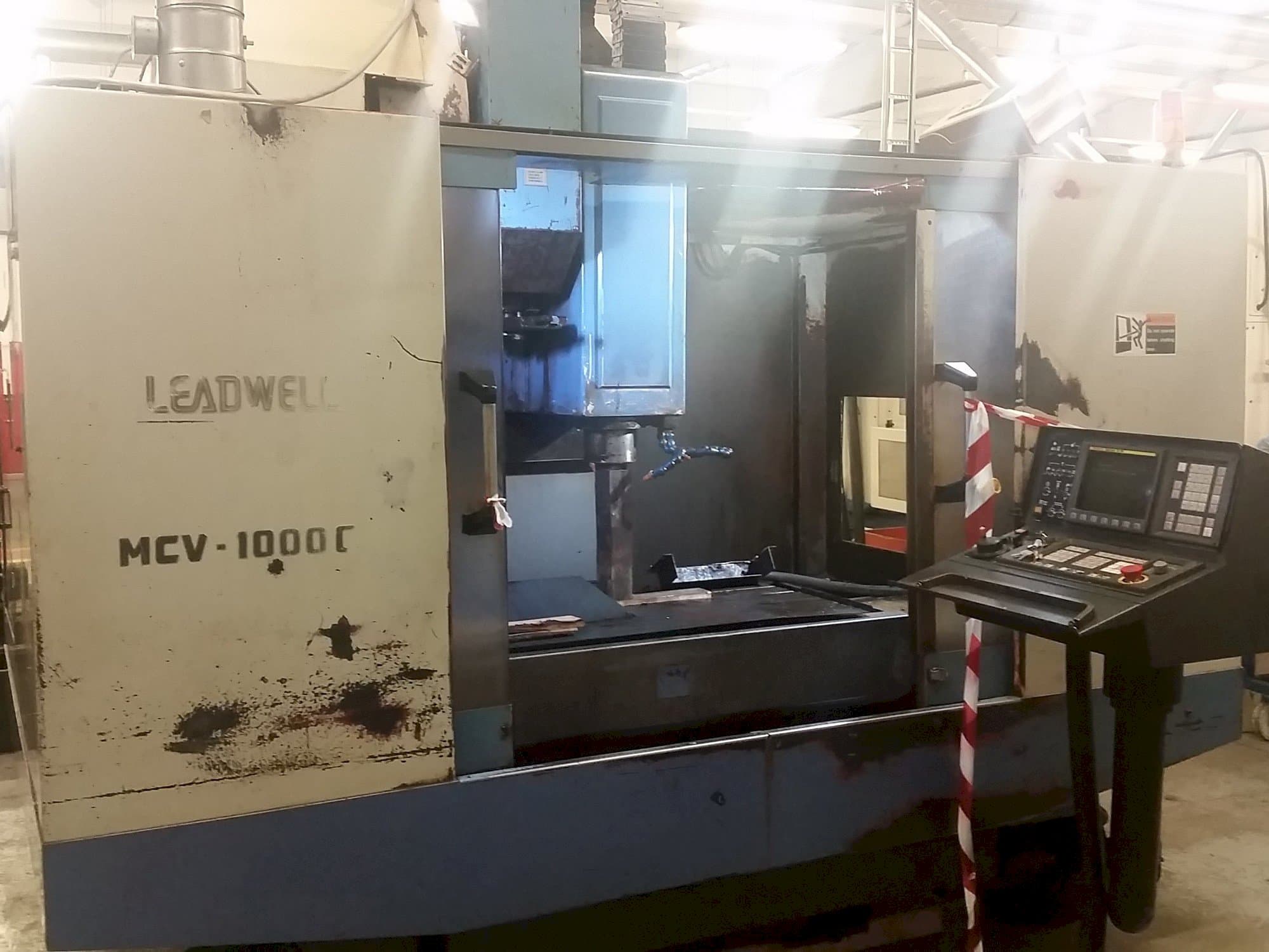 Masina Leadwell MCV-1000CR   eestvaade