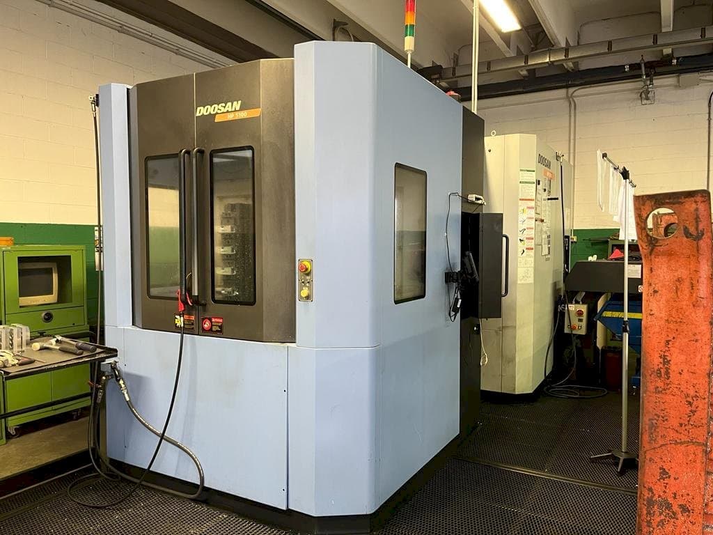 Masina Doosan HP5100 vasaku külje vaade