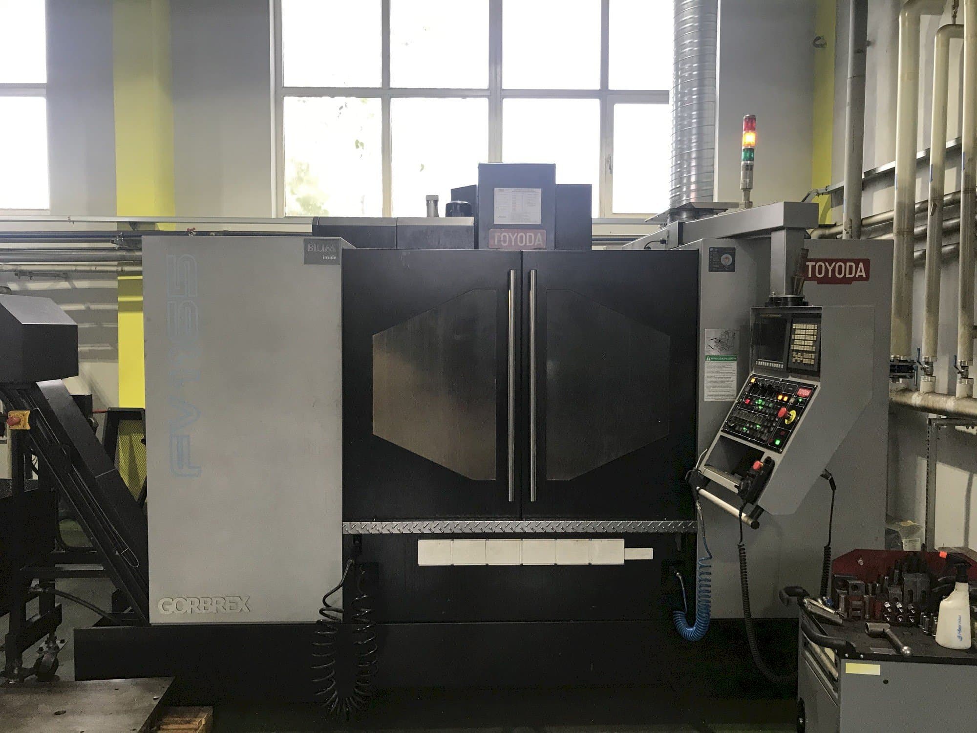 Masina TOYODA FV1165 eestvaade
