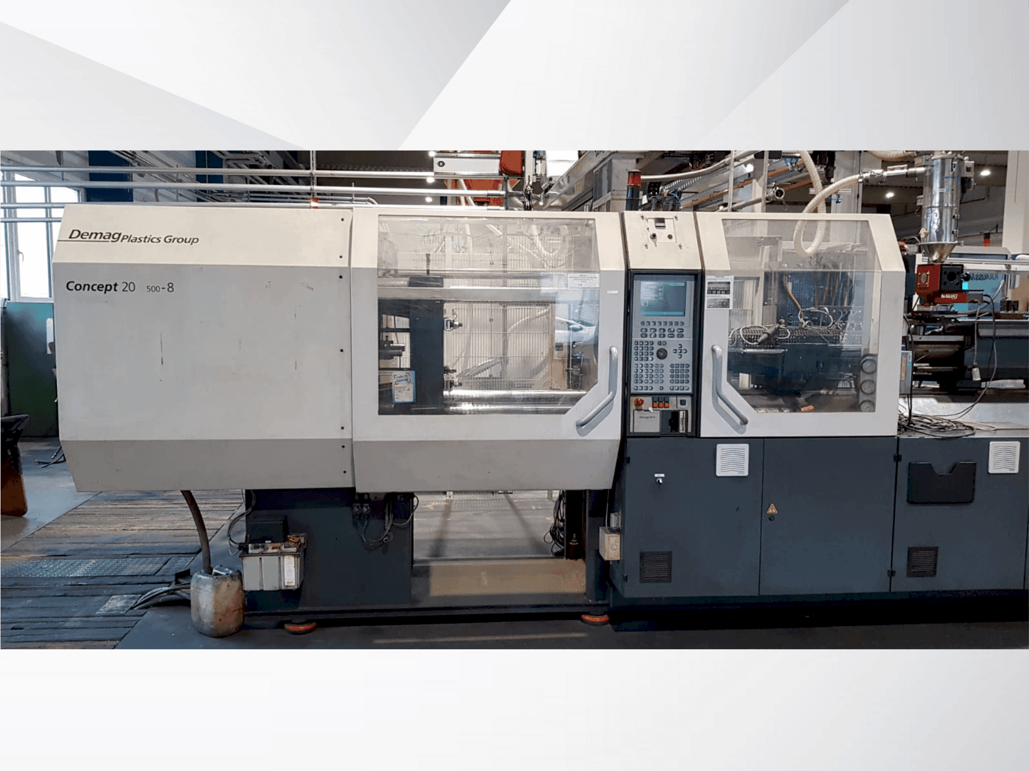 Masina DEMAG Concept 200/500-840 + W711 eestvaade