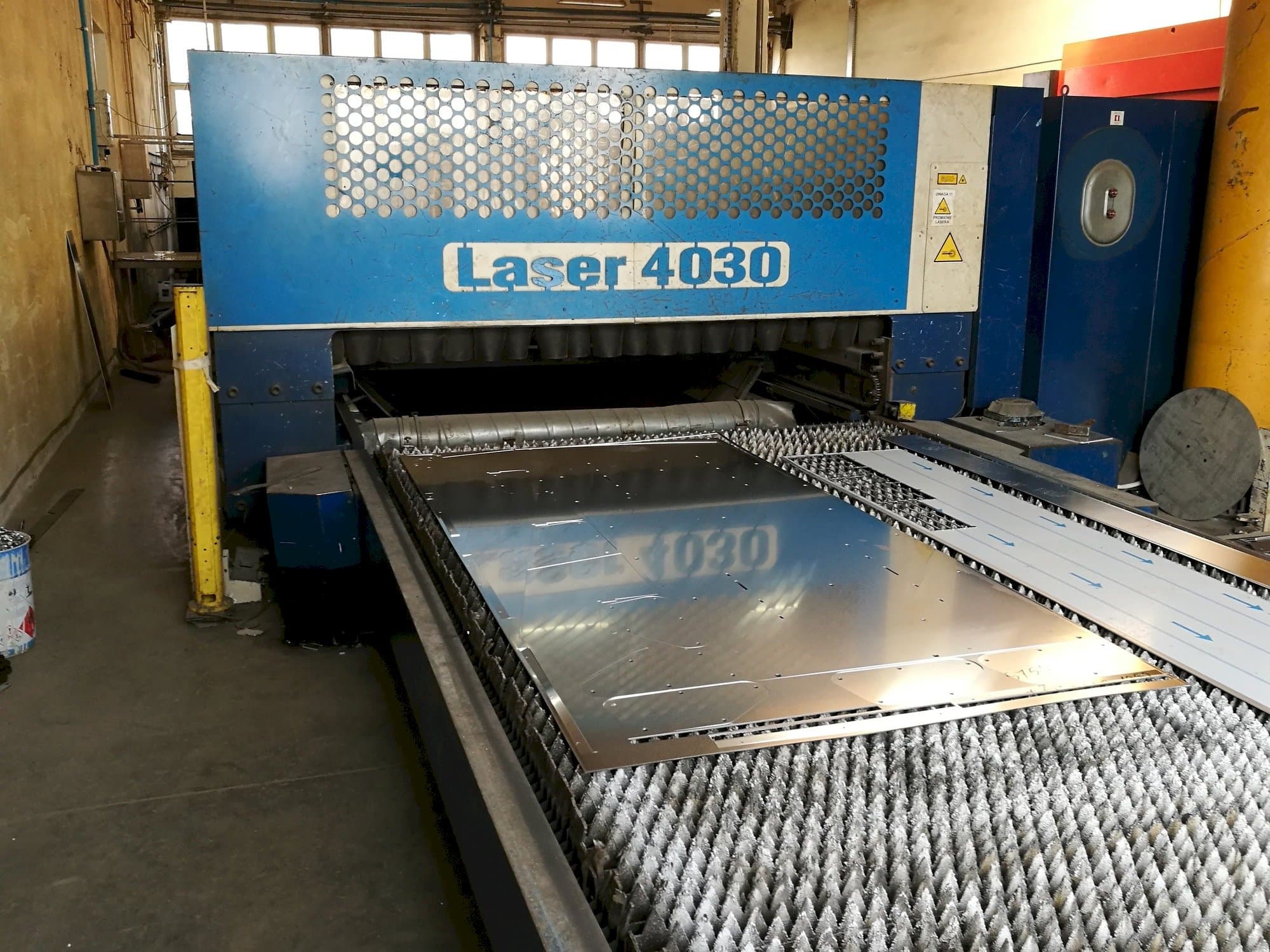 Masina Trumpf Trumatic L4030 eestvaade