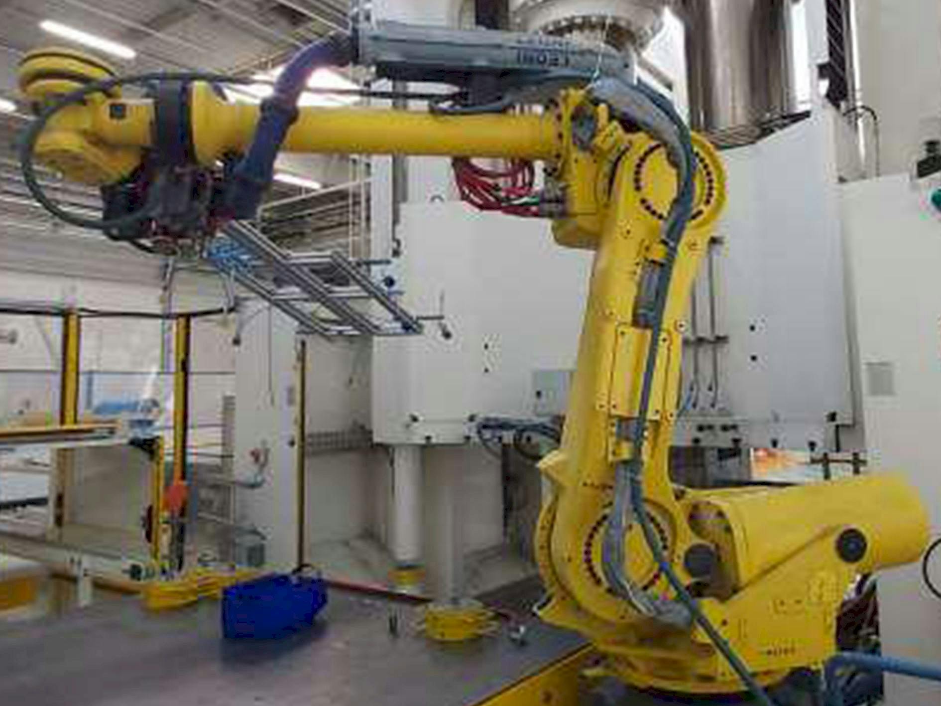 Masina FANUC Robot R-2000iB/185L   eestvaade