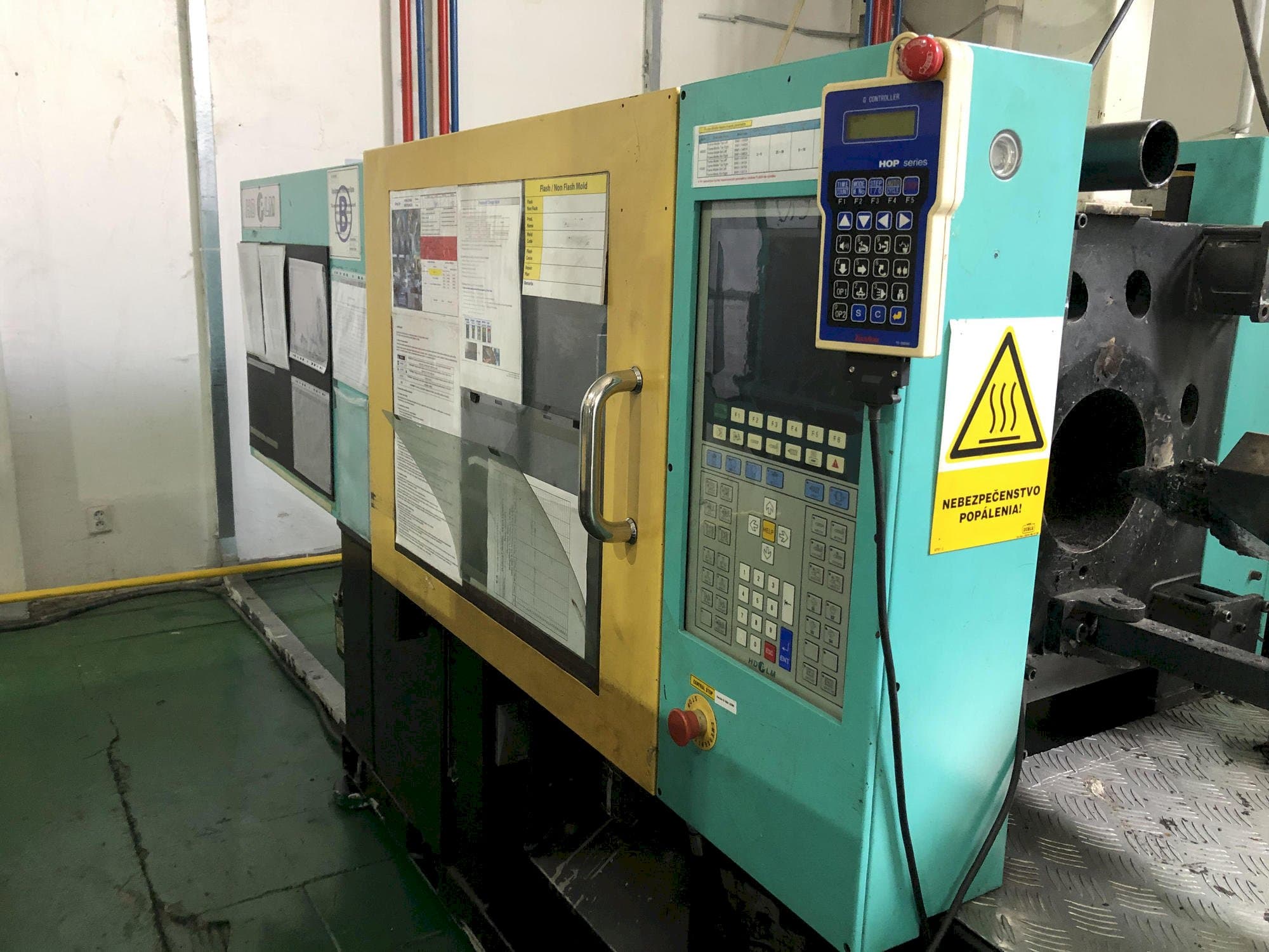 Masina Hyundai K-120V eestvaade