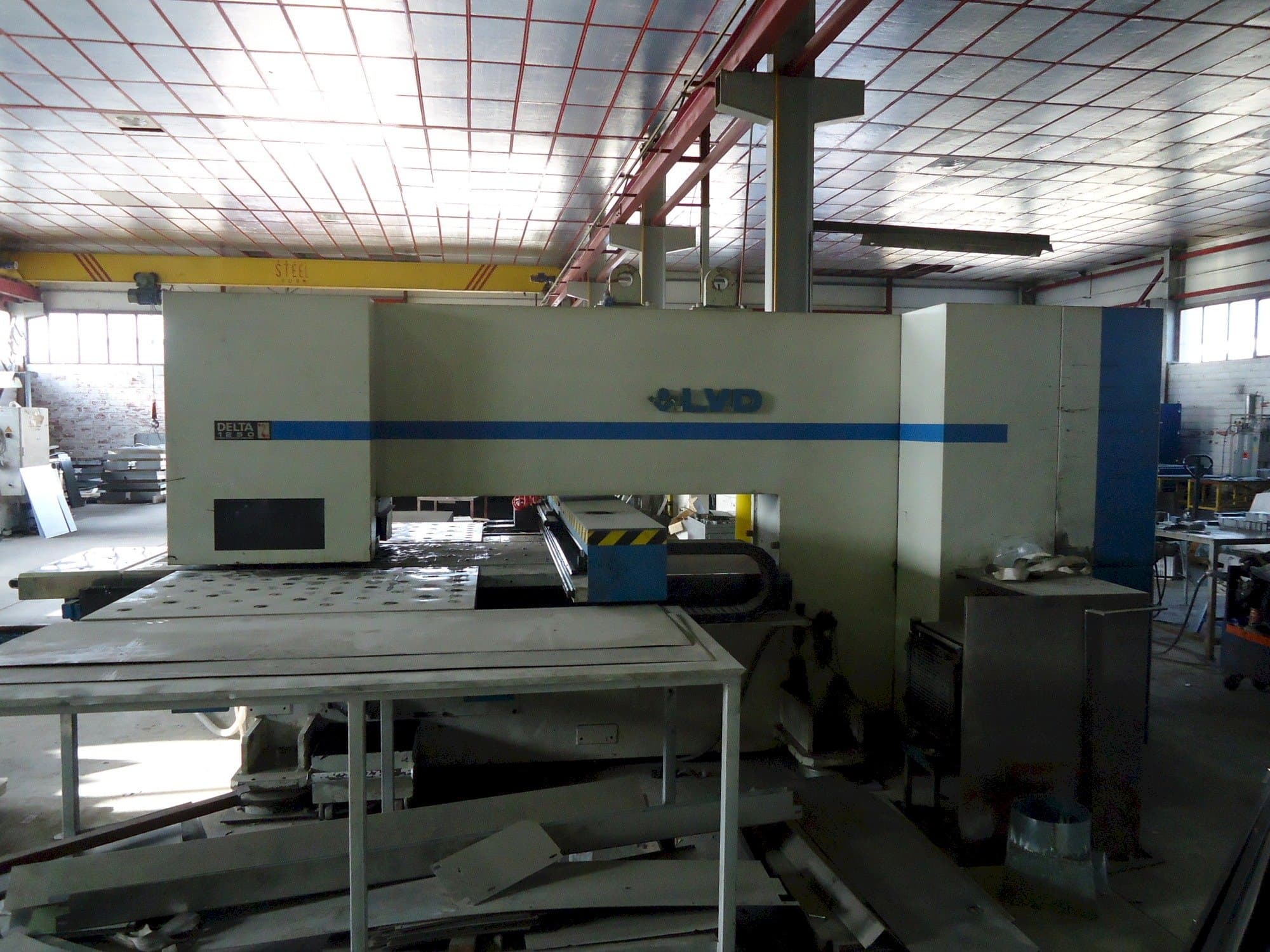 Masina LVD delta 1250 eestvaade