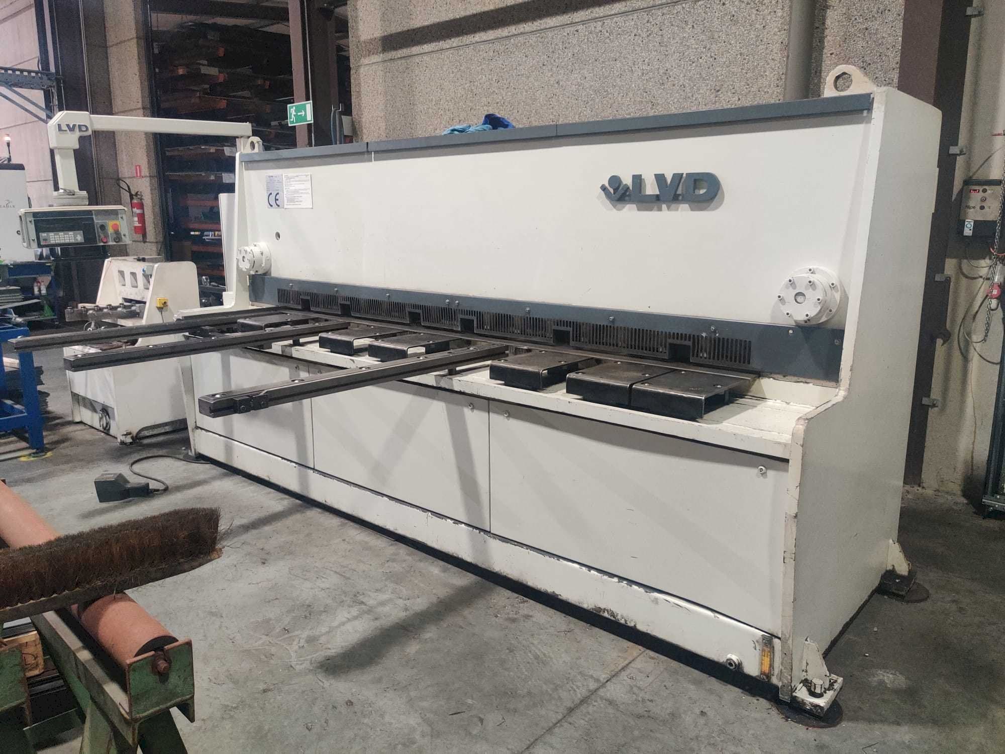 Masina LVD HST-E 31/10 eestvaade