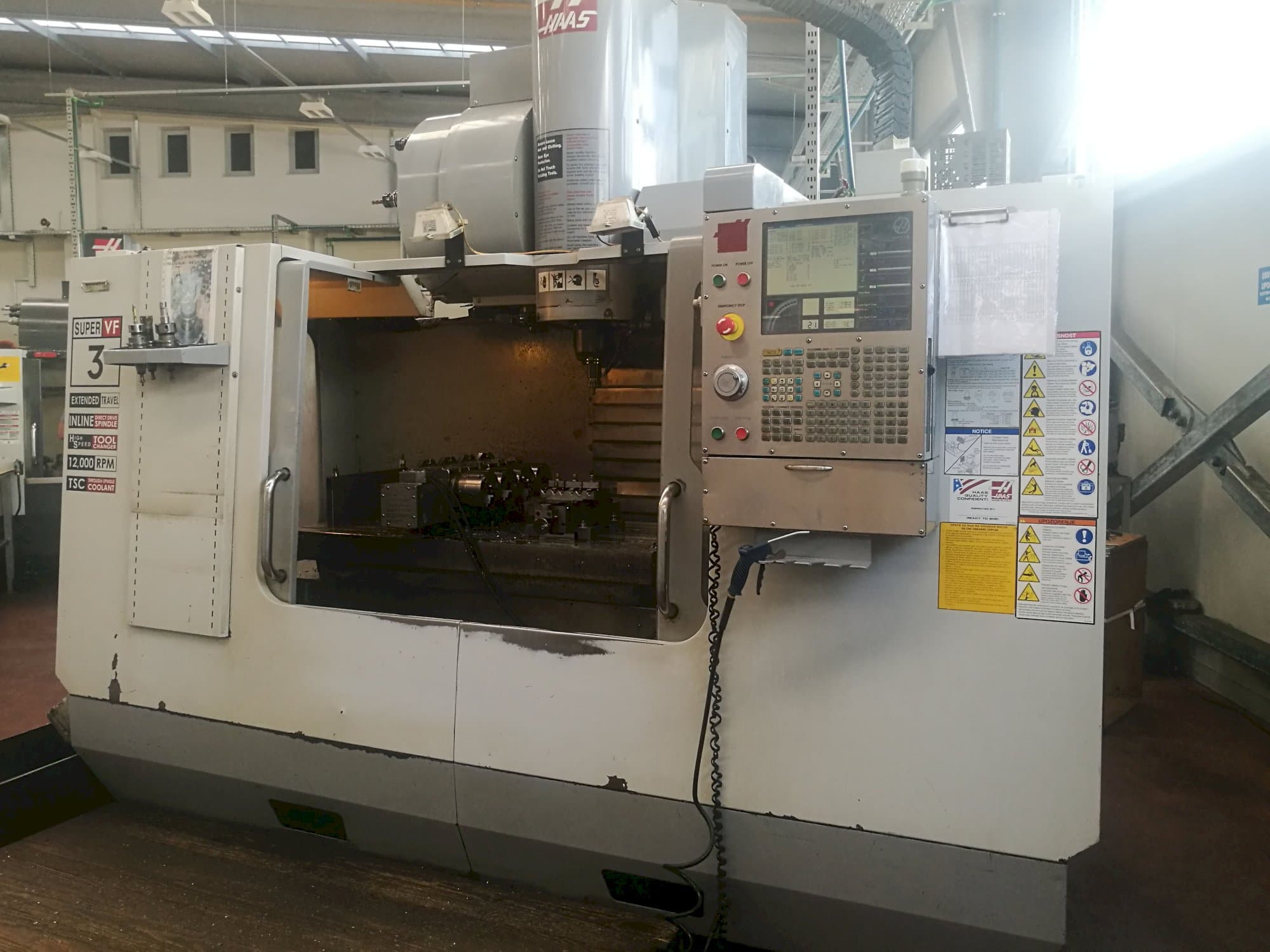 Masina HAAS VF-3SSYTHE   eestvaade