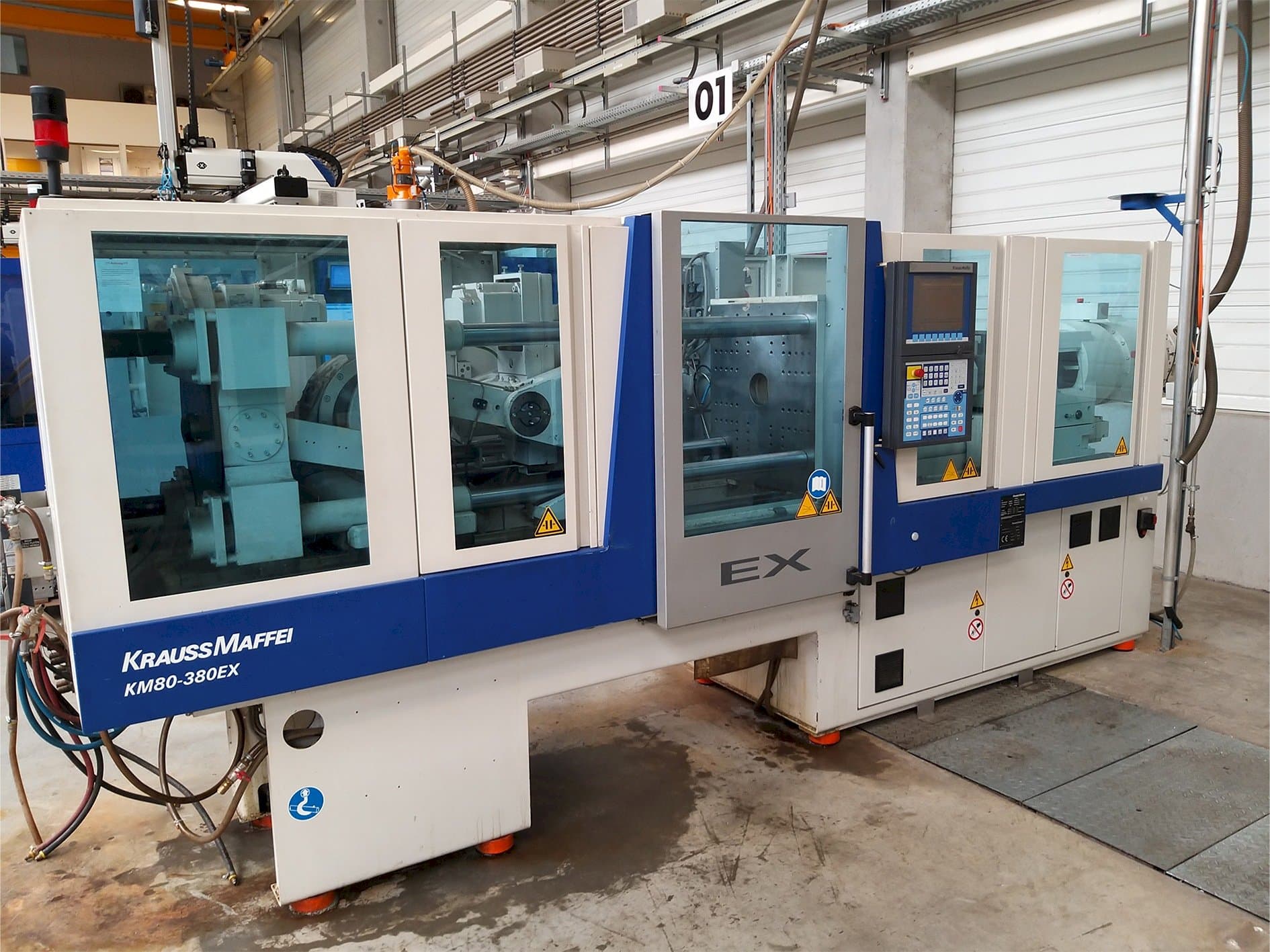 Masina Krauss Maffei 80-380 Ex eestvaade