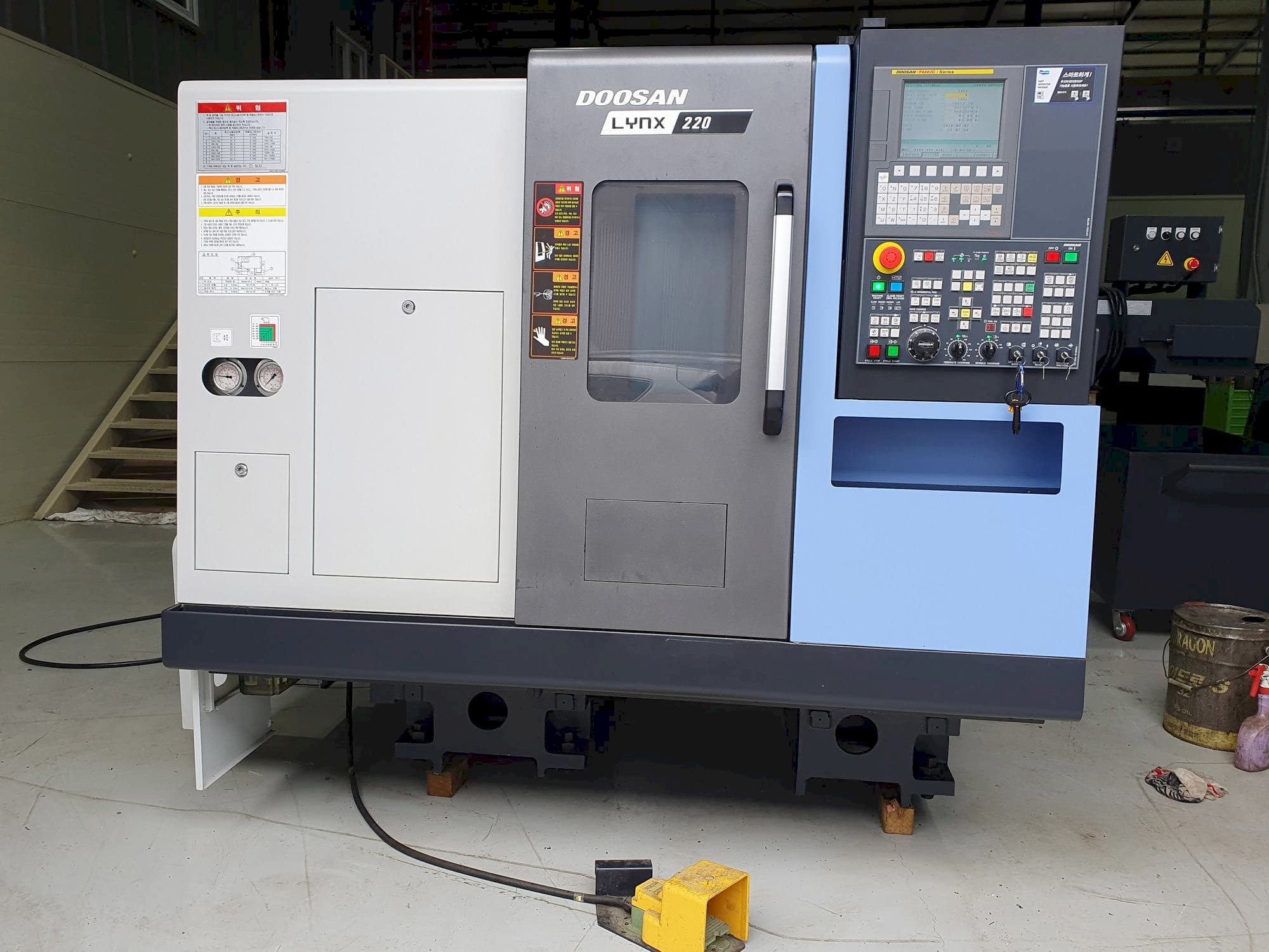 Masina Doosan LYNX220C eestvaade