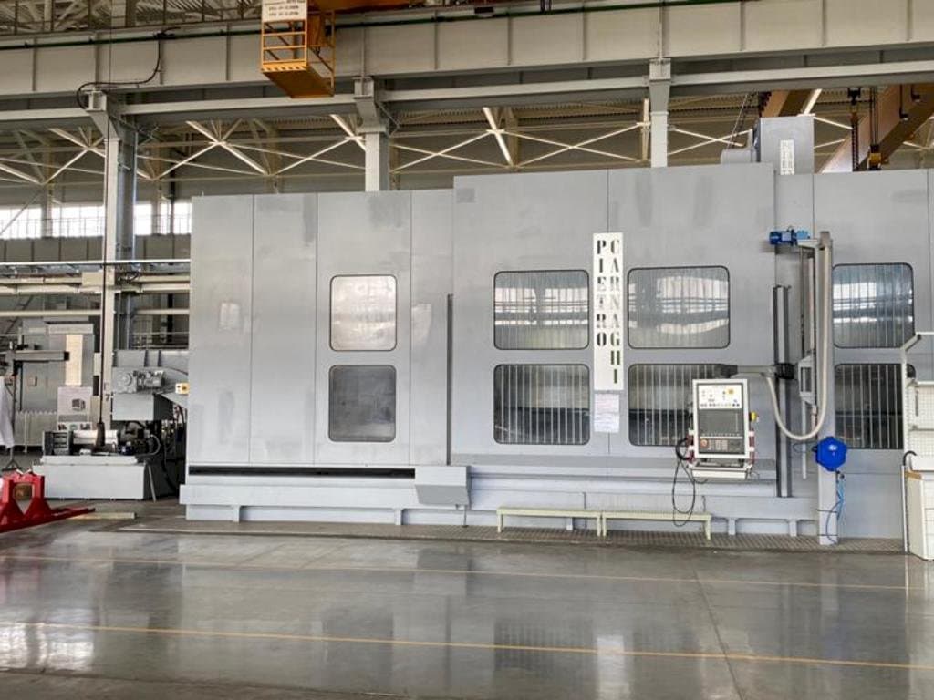 Masina PIETRO CARNAGHI AC 32TM 2800 eestvaade