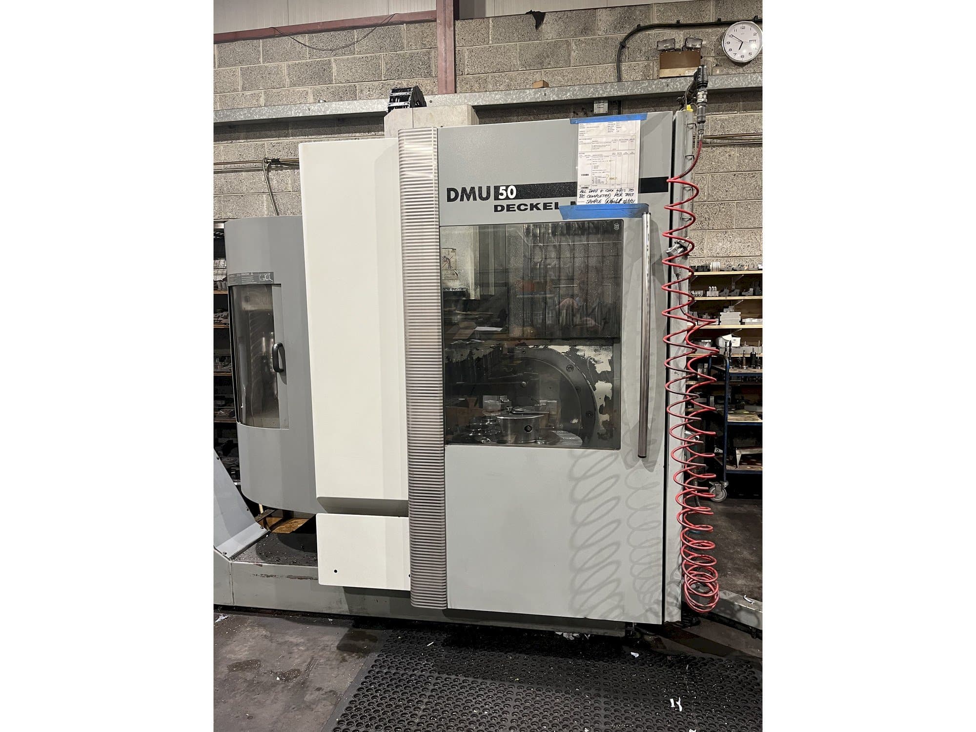Masina DECKEL MAHO DMU 50 eestvaade
