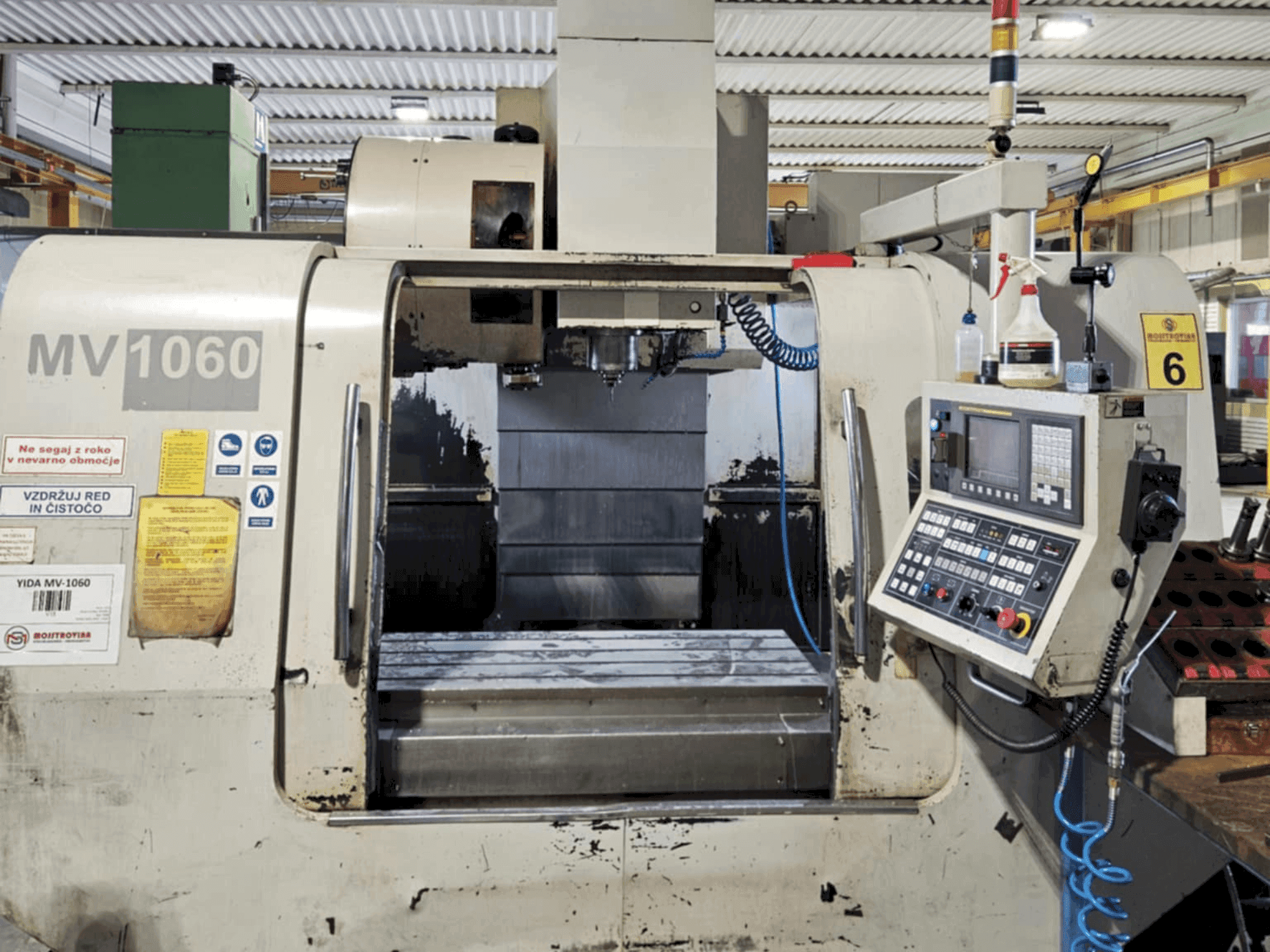 Masina Yida MV-1060 eestvaade