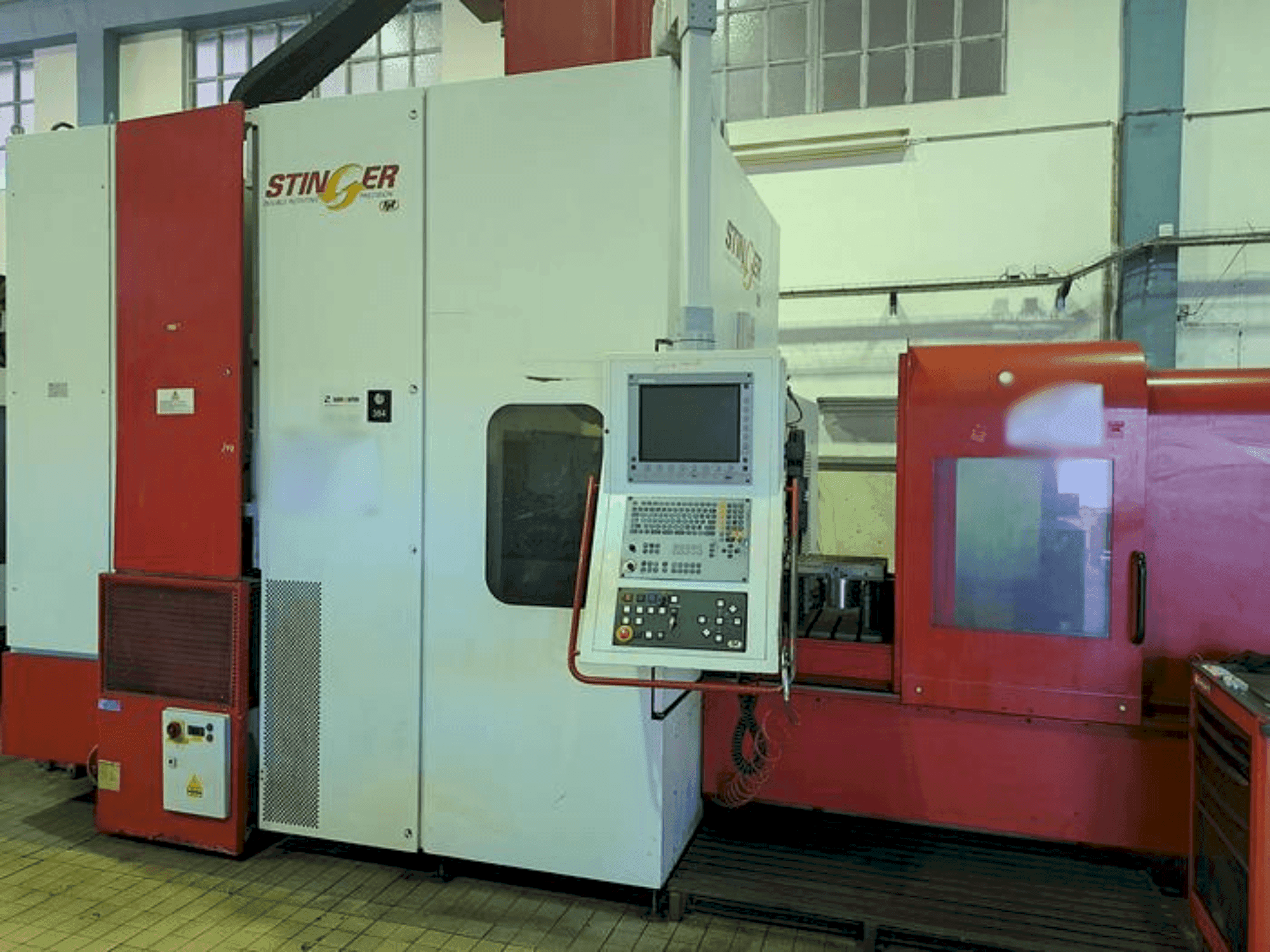 Masina FPT STINGER XL eestvaade