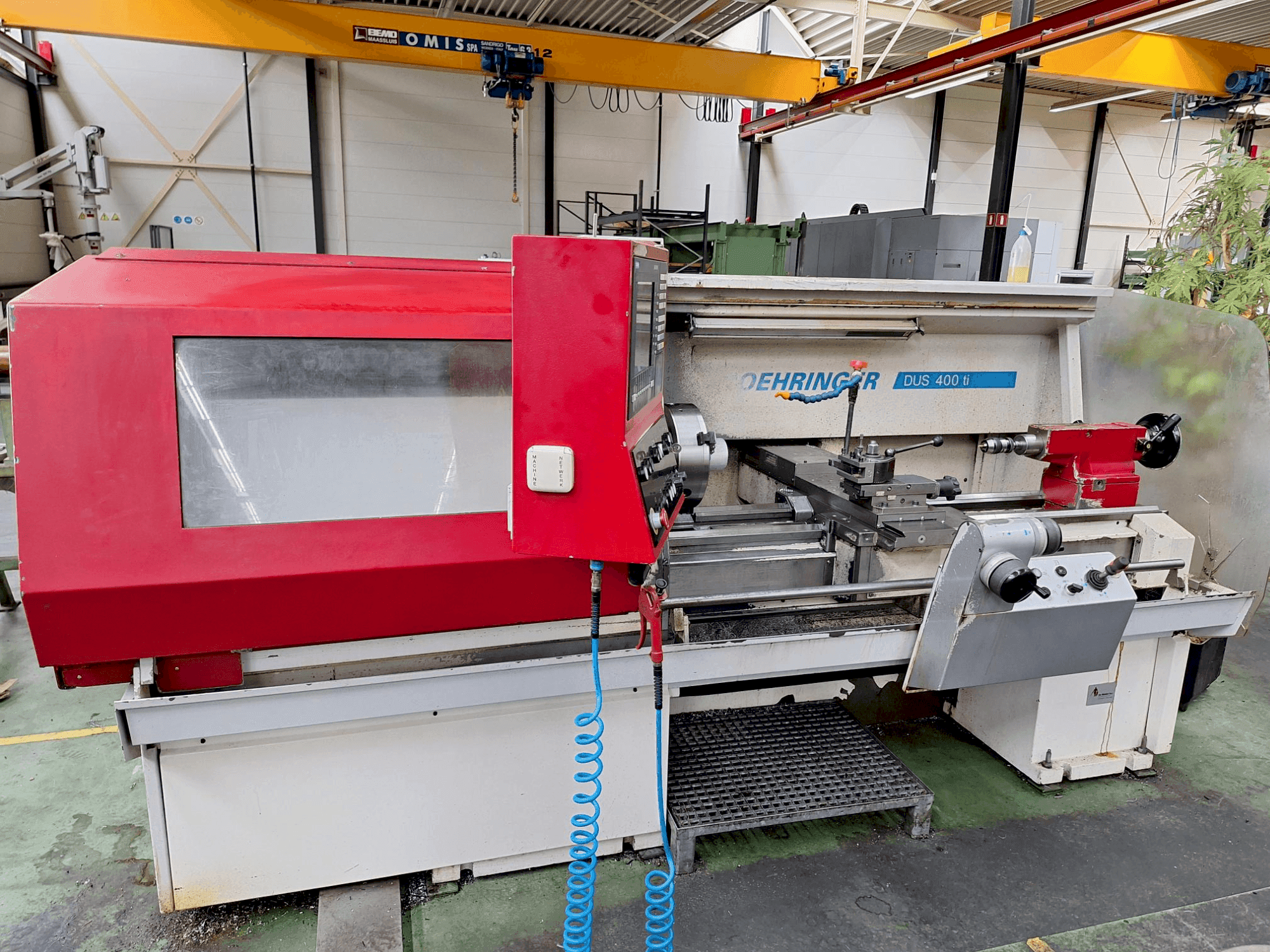 Masina BOEHRINGER DUS 400 ti eestvaade