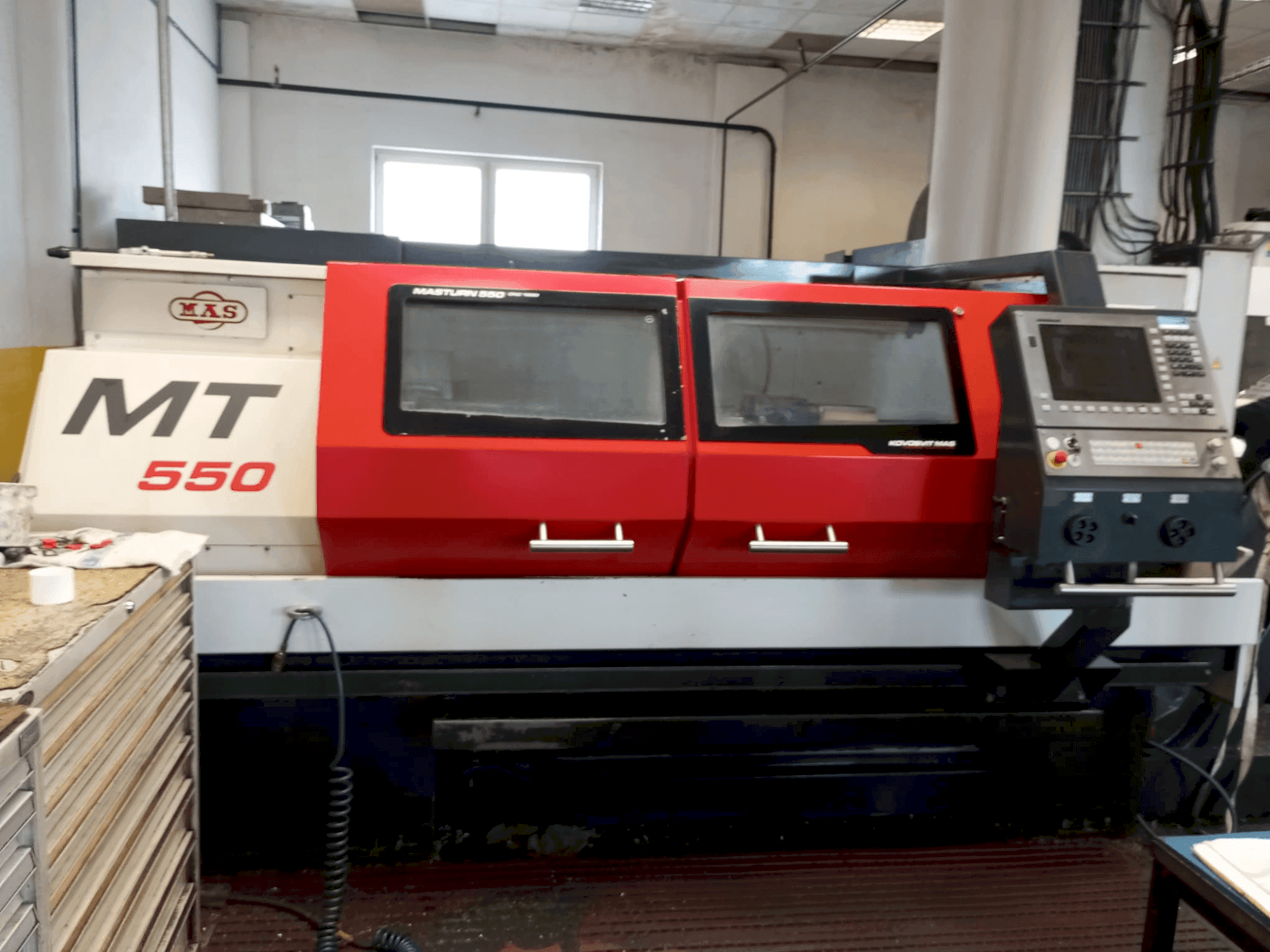 Masina KOVOSVIT MAS MASTURN 550i CNC 1500 eestvaade