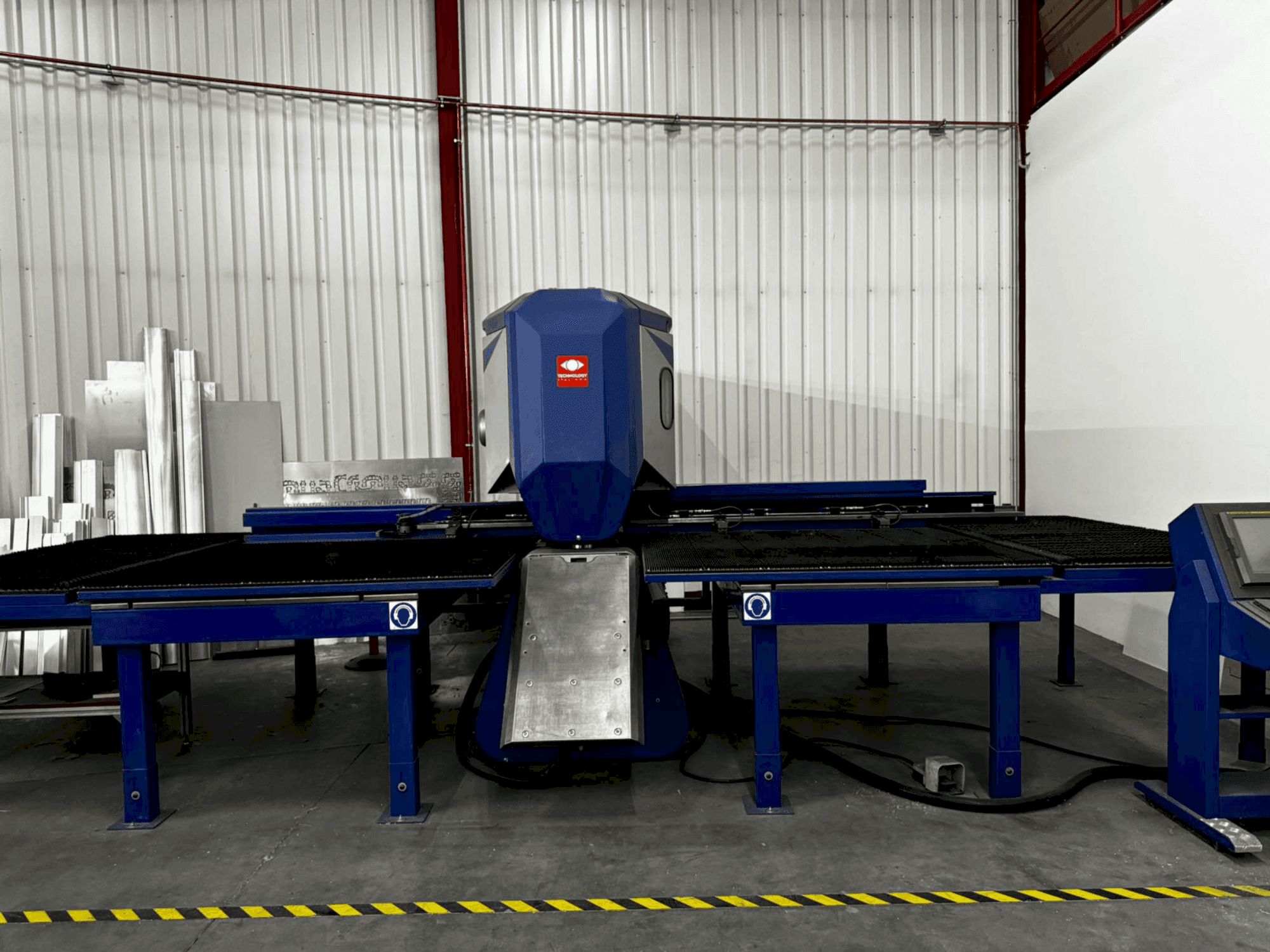 Masina TECHNOLOGY Tecnotransfer 1500x3000 eestvaade