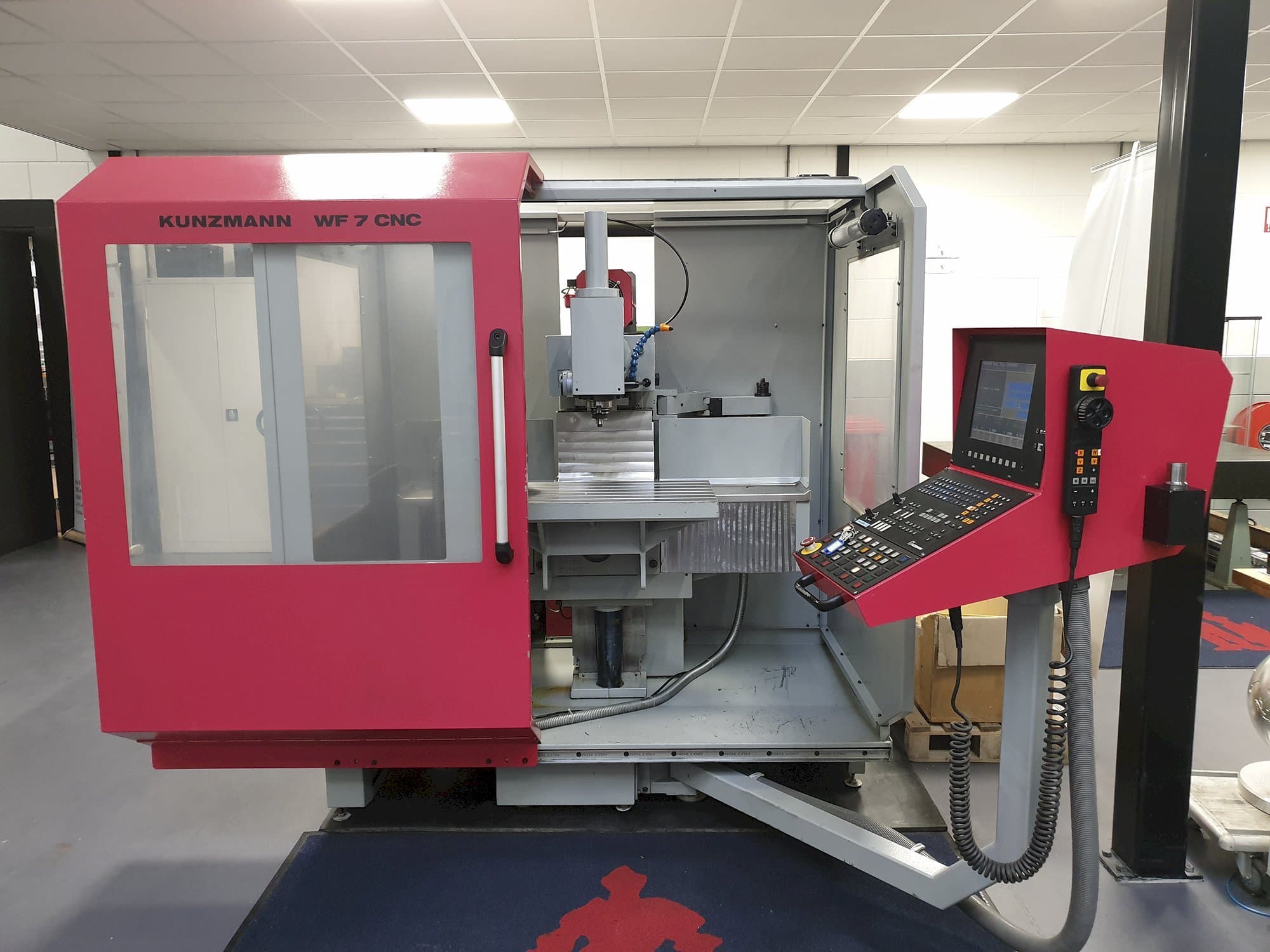 Masina KUNZMANN WF 7 CNC eestvaade