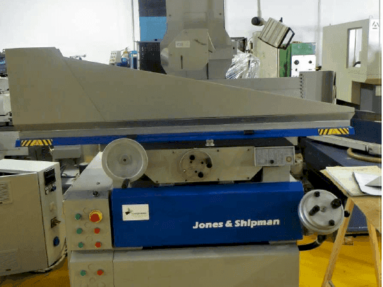 Masina Jones & Shipman 1400 E   eestvaade