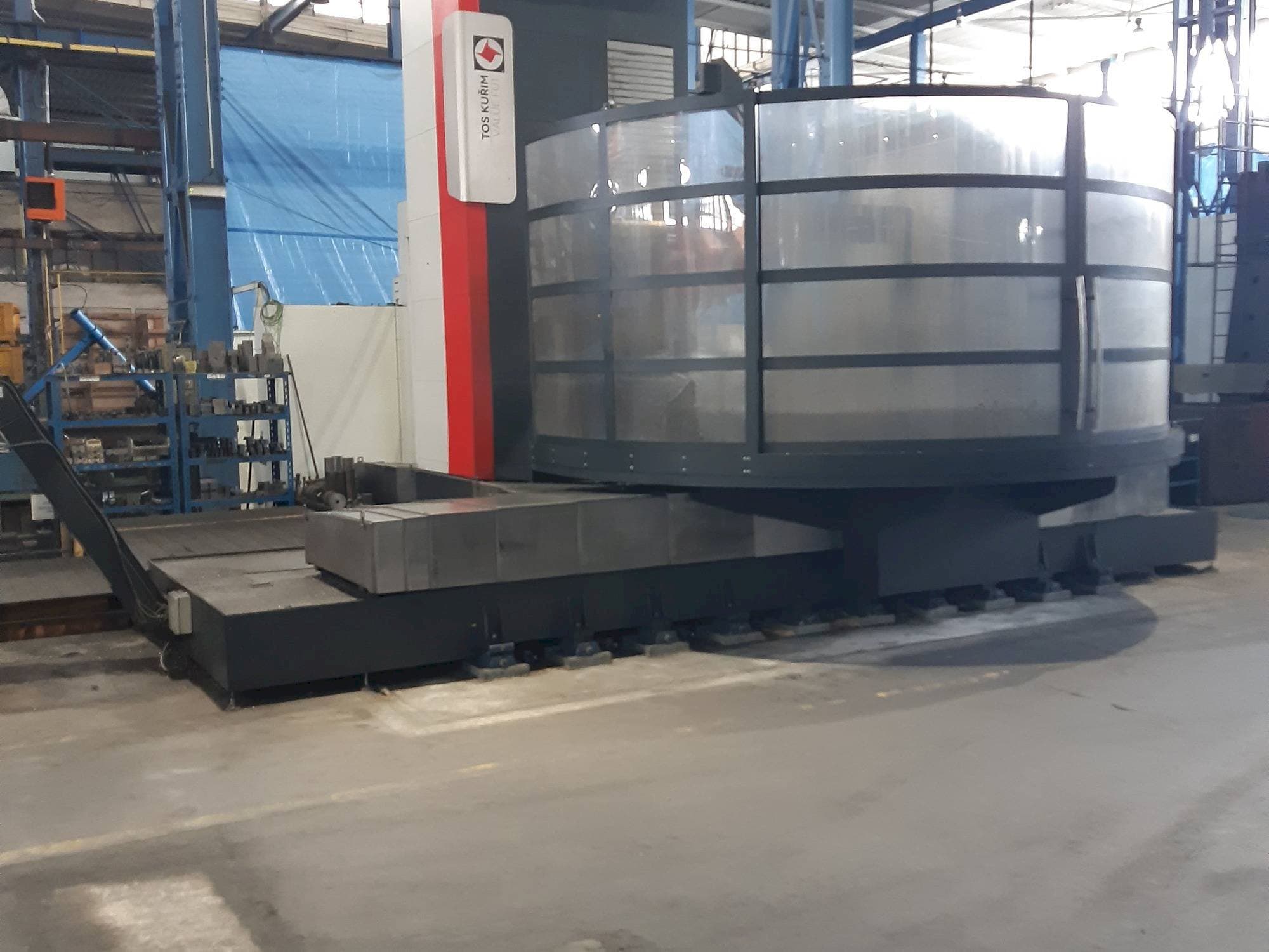 Masina TOS Kurim FUT 150   eestvaade