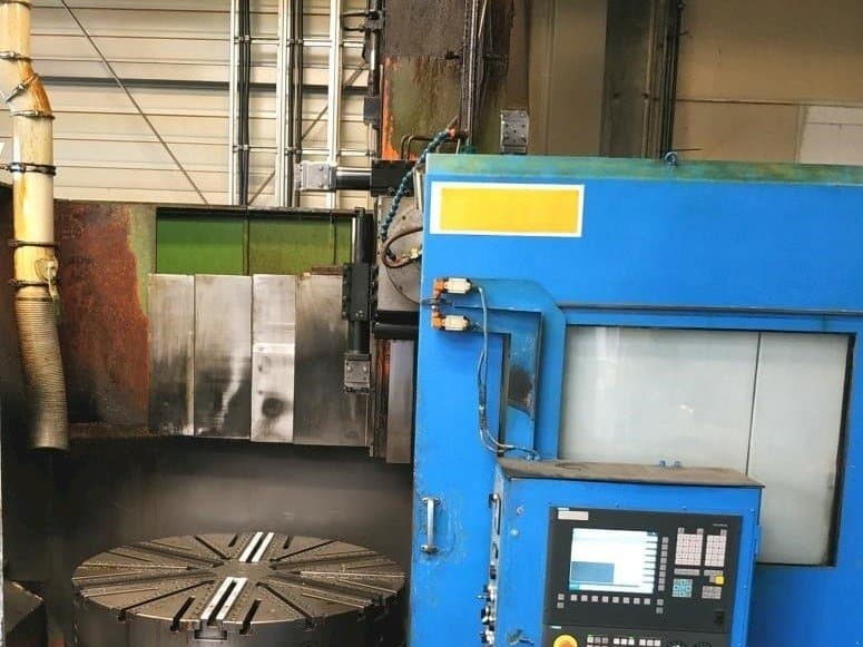 Masina Carnaghi AT 1400 eestvaade