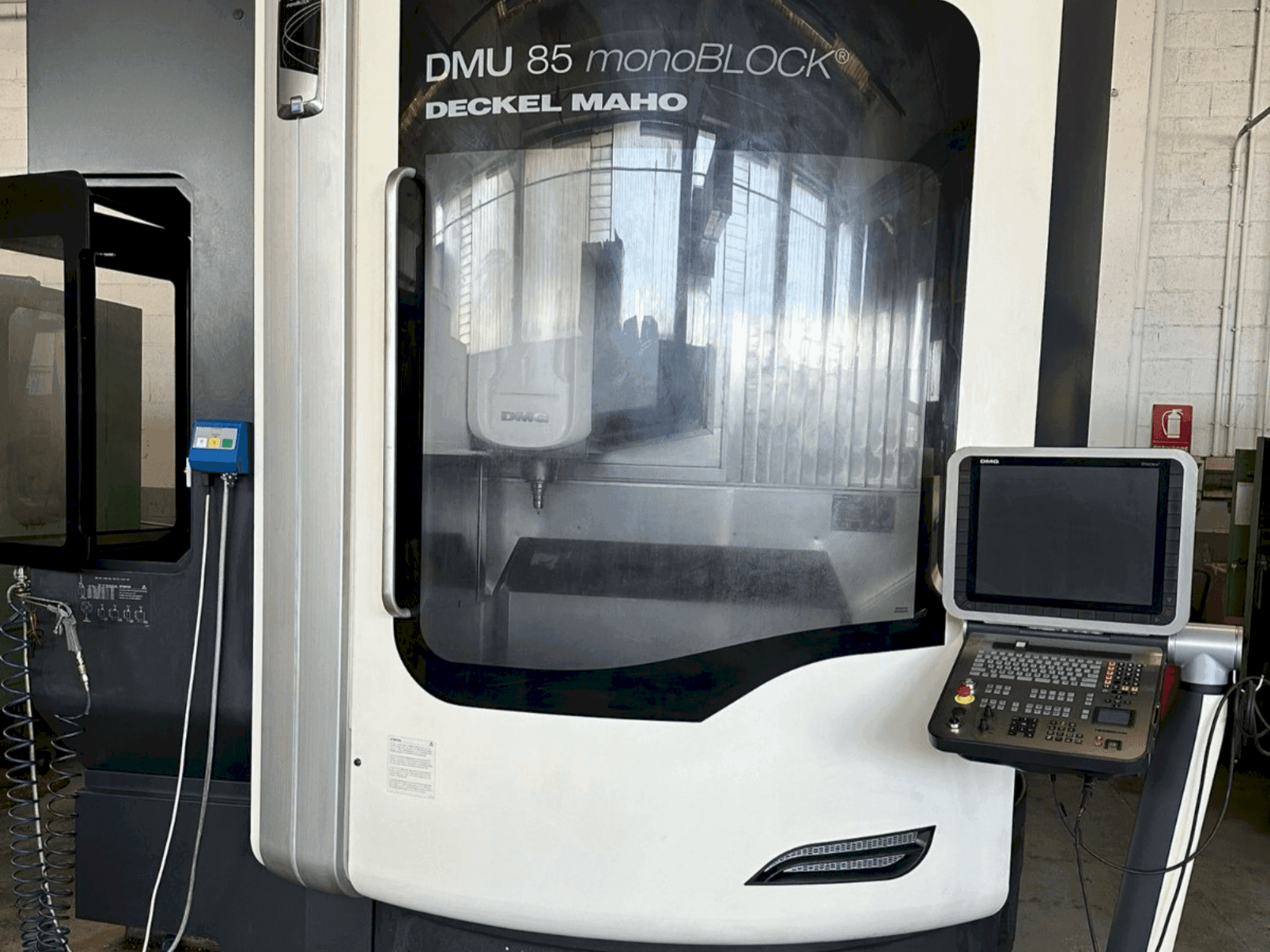 Masina DMG DECKEL MAHO DMU 85 Monoblock   eestvaade