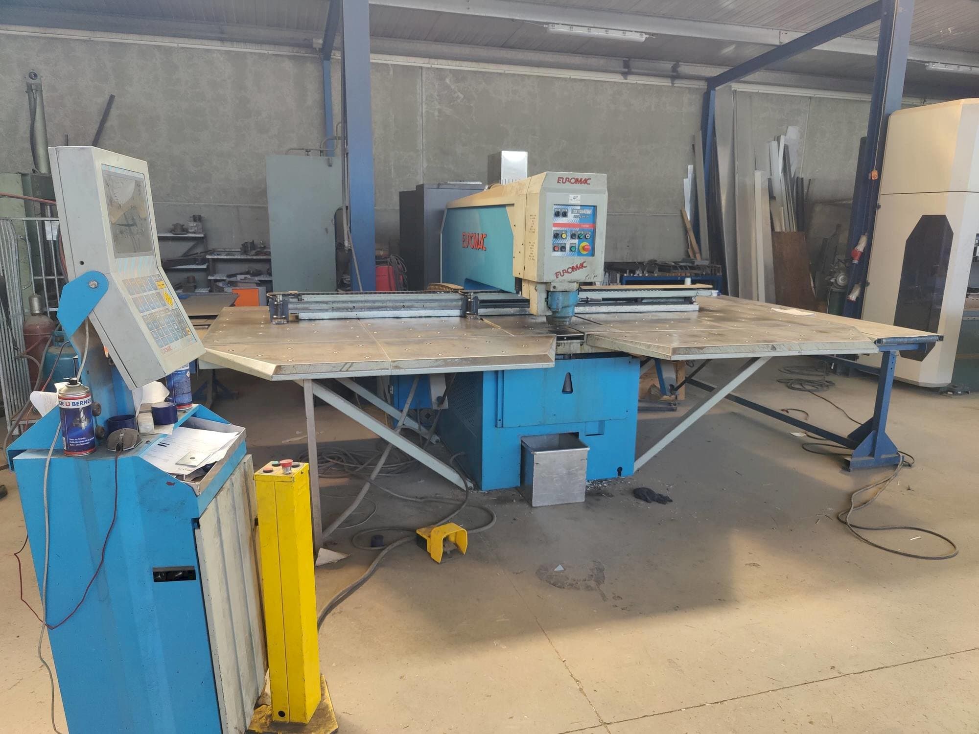Masina Euromac Z/1250/30 eestvaade