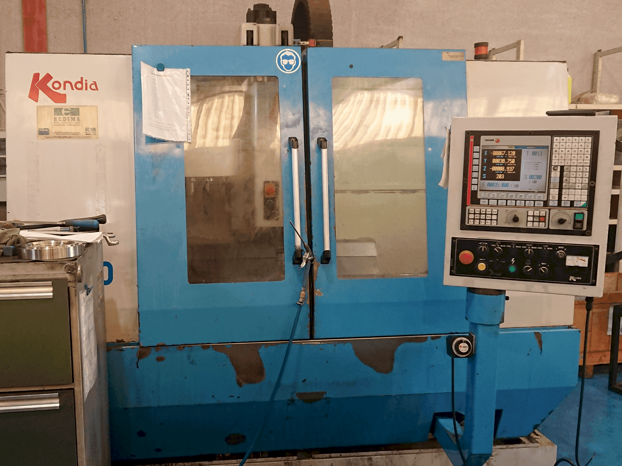 Masina KONDIA B-1050   eestvaade