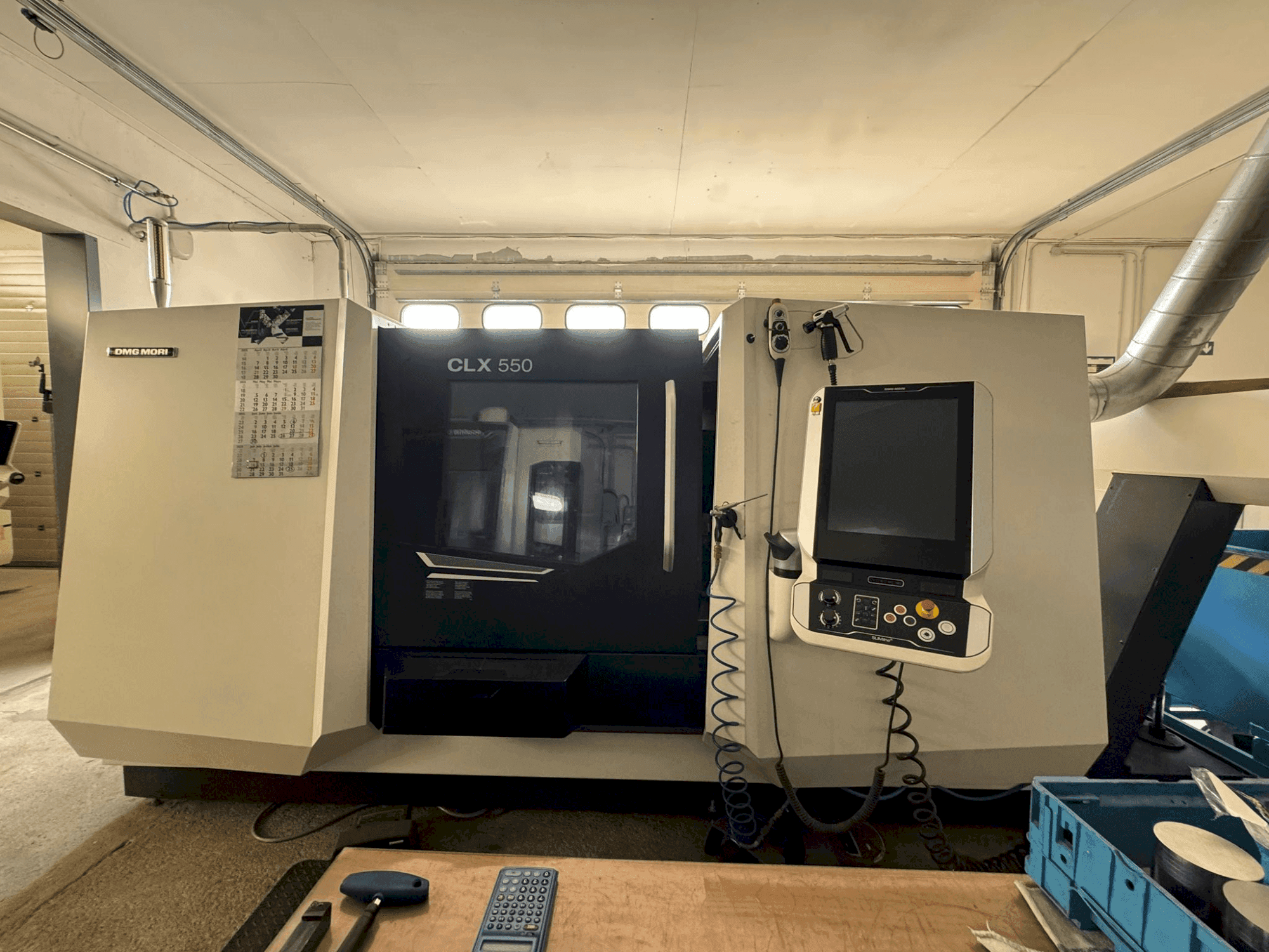 Masina DMG MORI CLX 550 V6 eestvaade