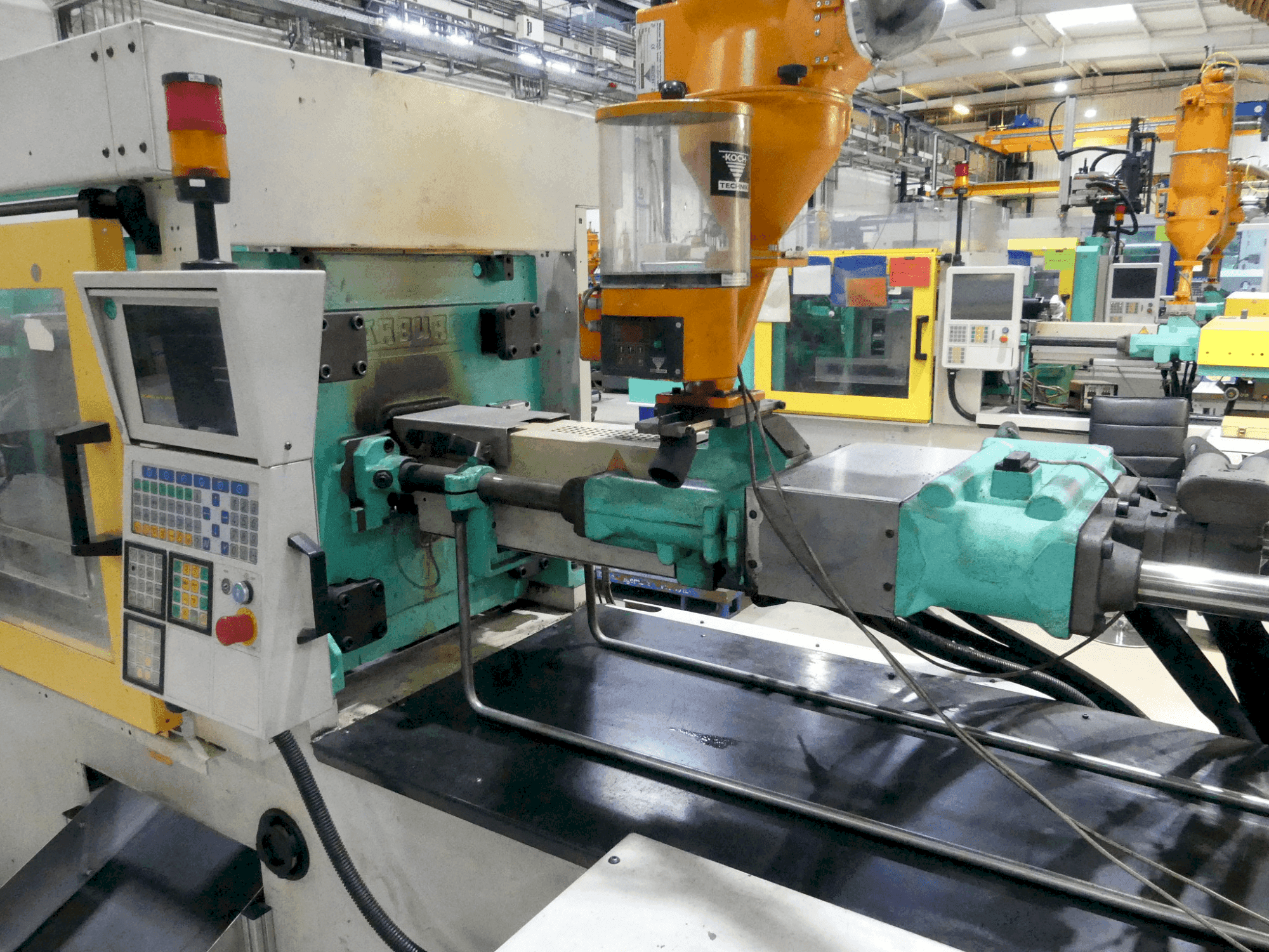 Masina Arburg 420C-1000-250 eestvaade