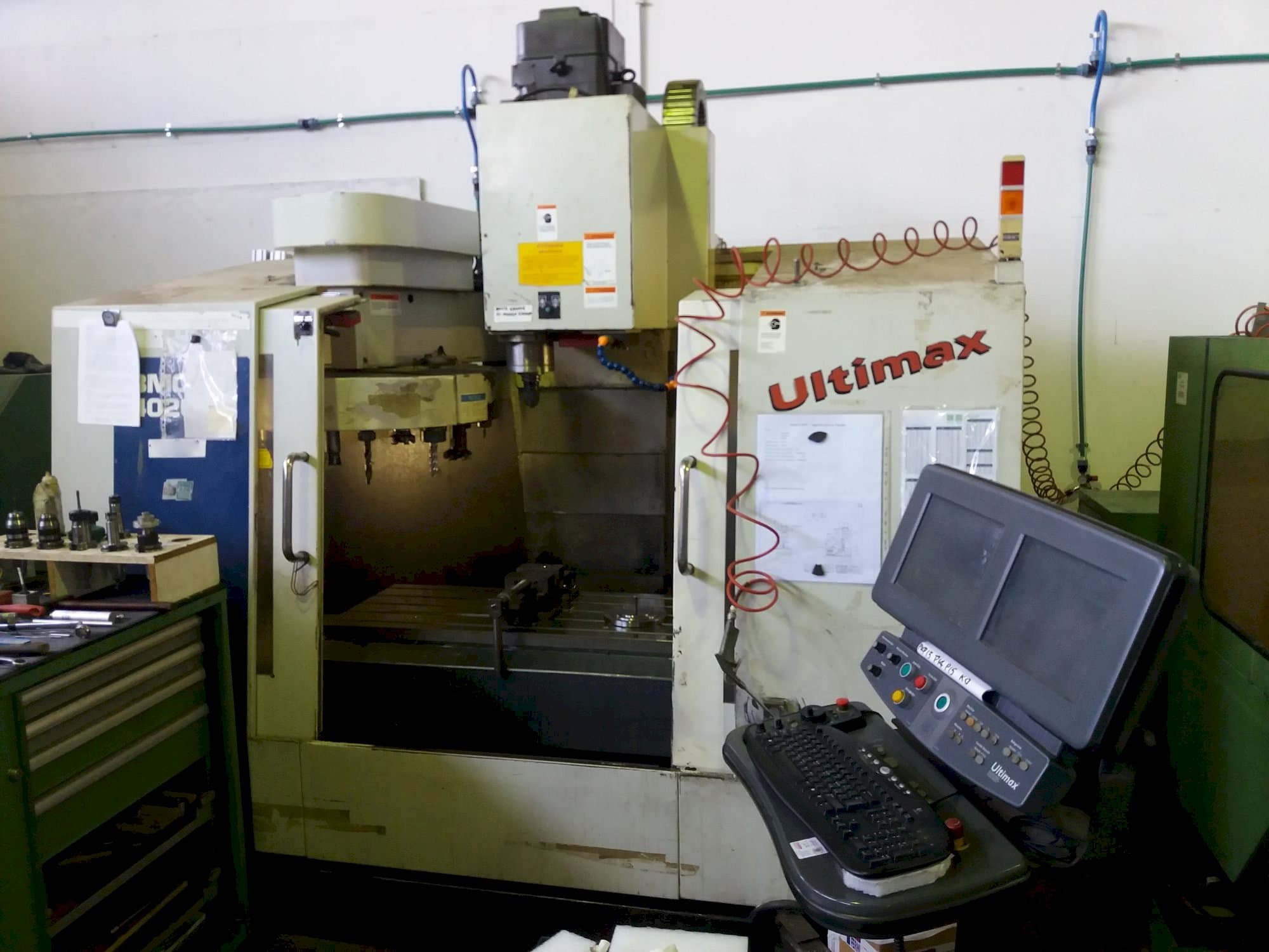 Masina Hurco BMC 420 HT eestvaade