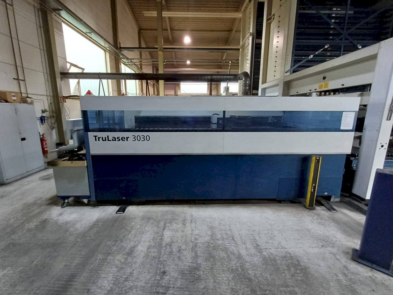 Masina TRUMPF TruLaser 3030 eestvaade